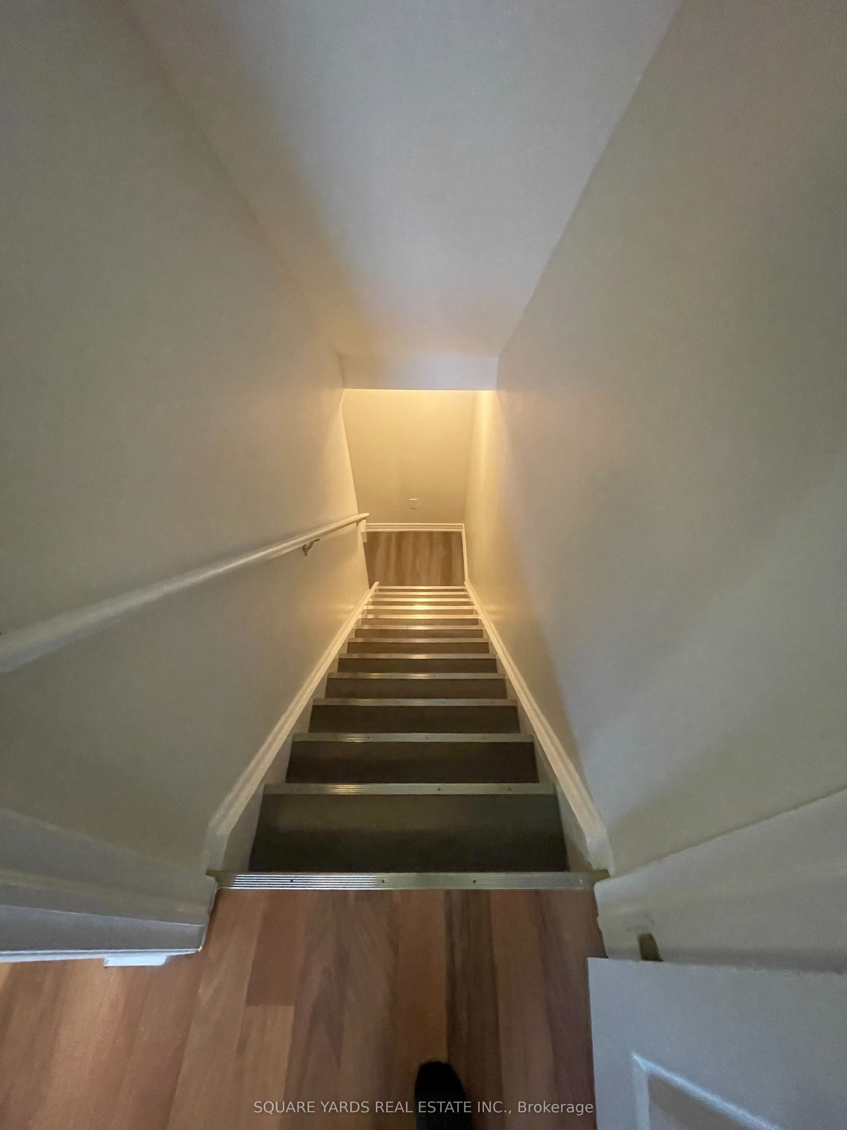 8 Epsom Road N Property Photo 13