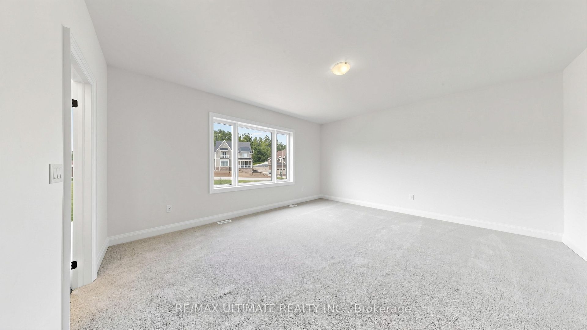 12 Aldwinckle Avenue Property Photo 16