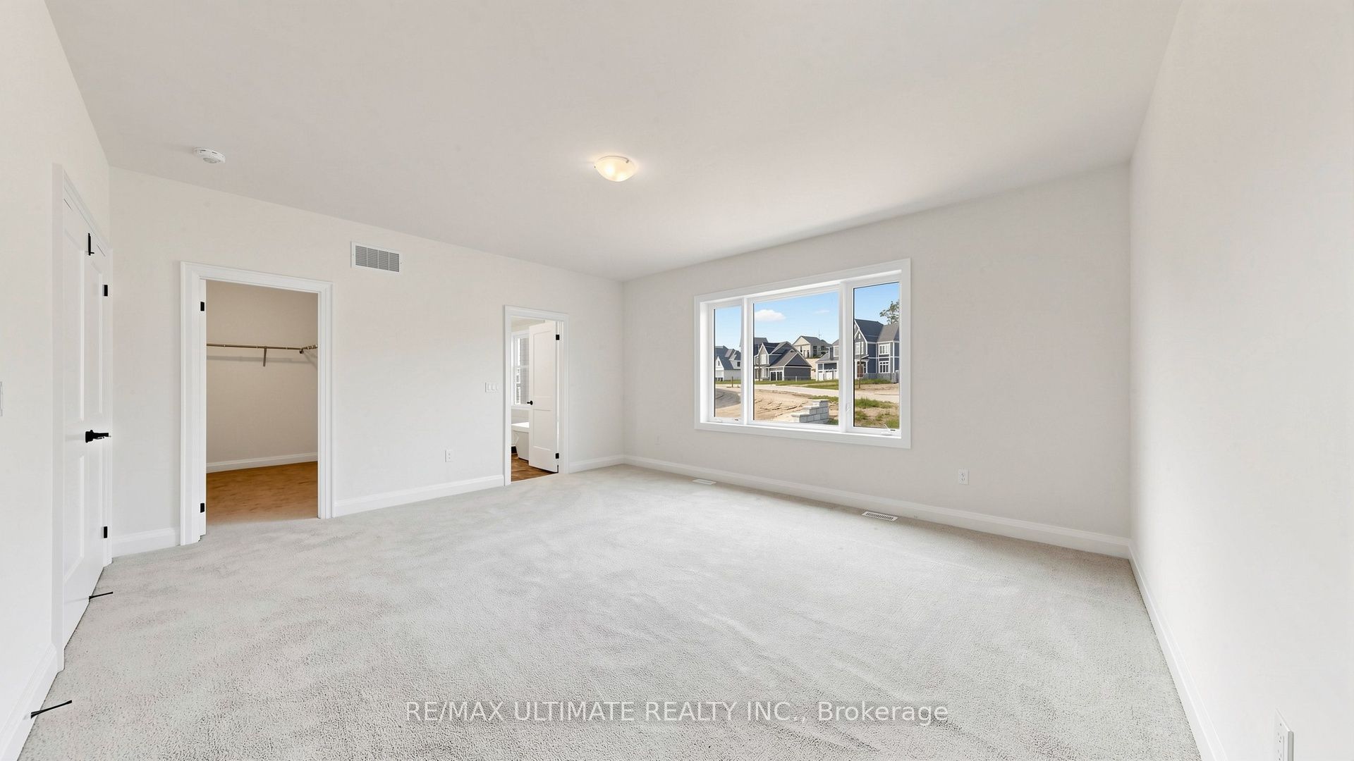 12 Aldwinckle Avenue Property Photo 17