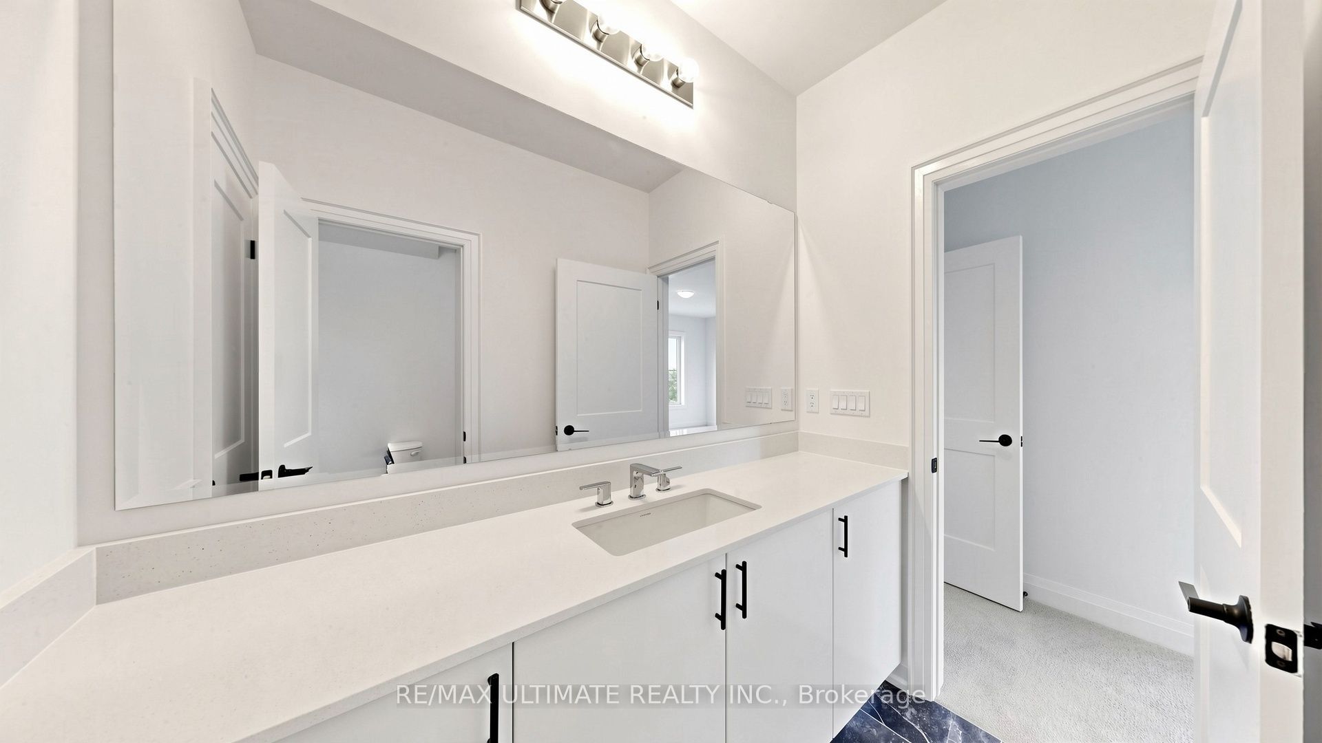 12 Aldwinckle Avenue Property Photo 33
