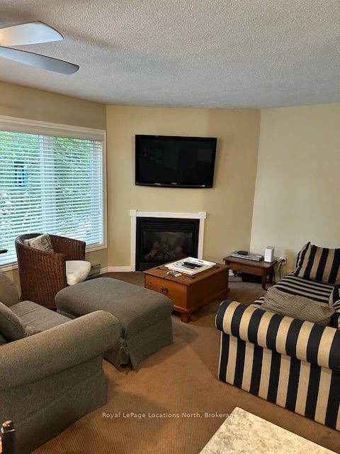 793 Johnston Park Avenue E Property Photo 11