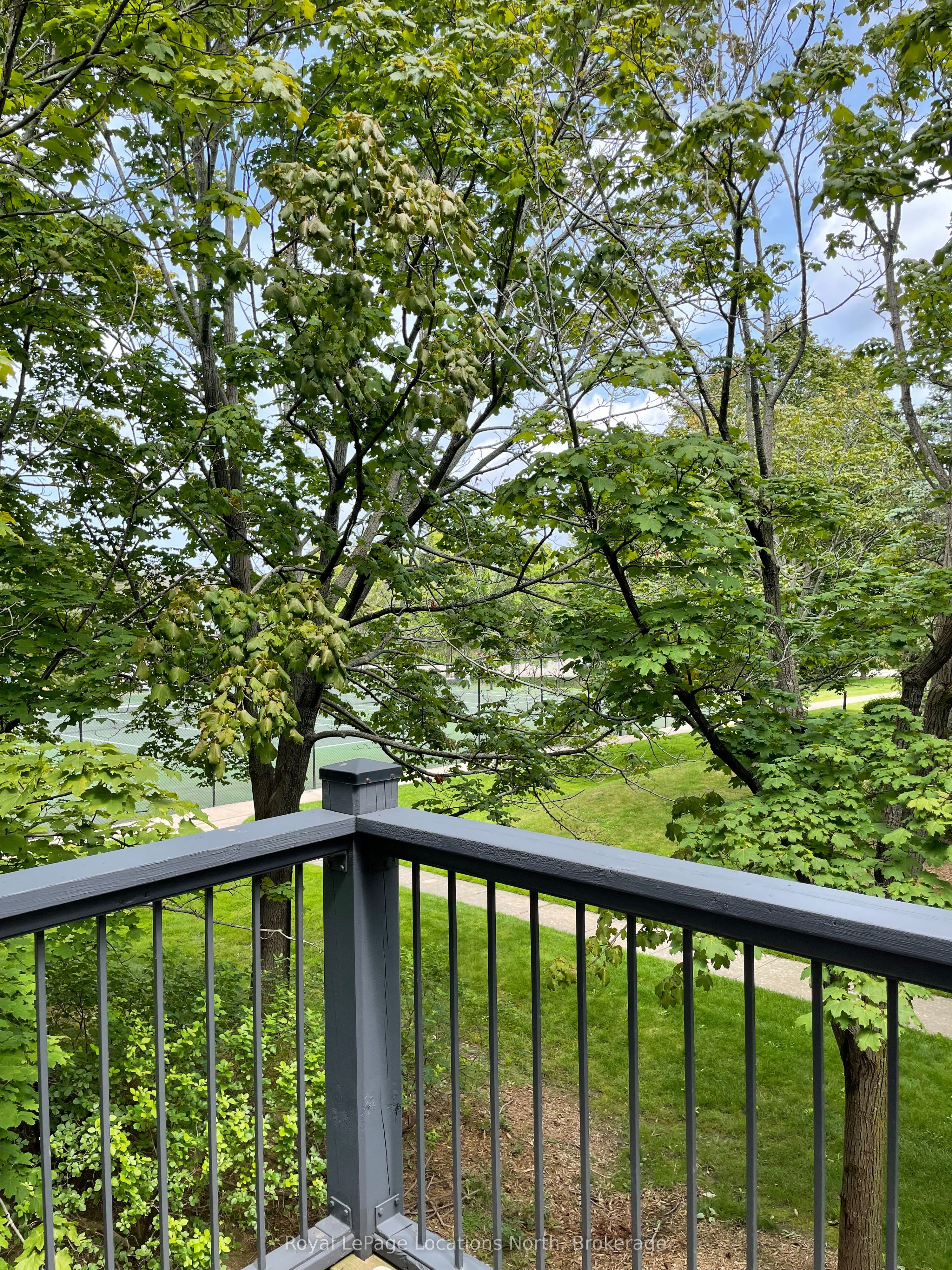 793 Johnston Park Avenue E Property Photo 18