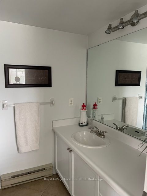 793 Johnston Park Avenue E Property Photo 24