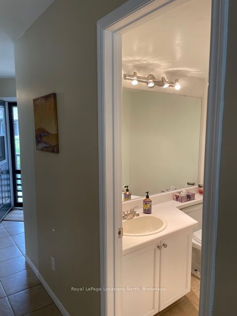 793 Johnston Park Avenue E Property Photo 25