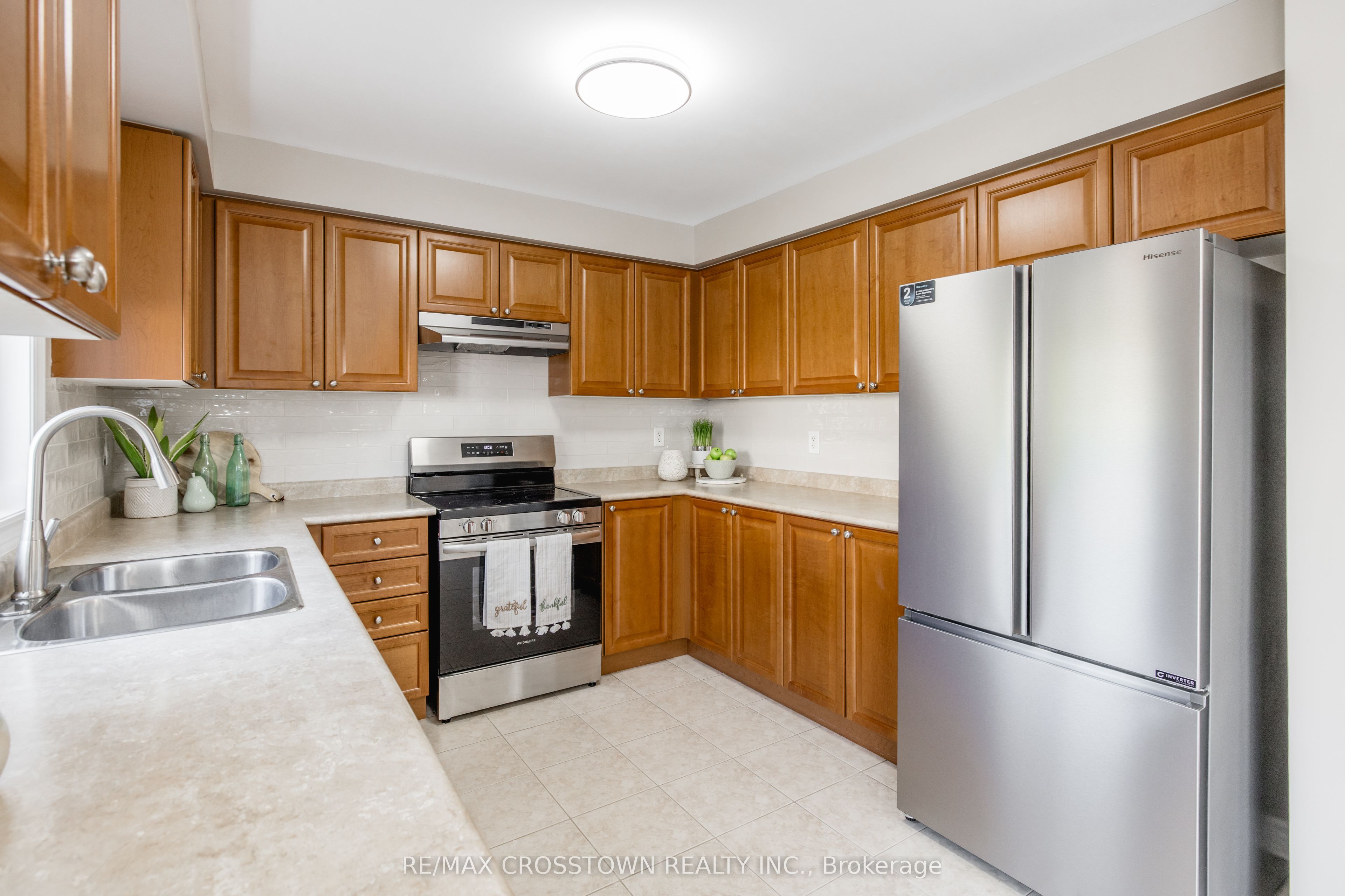 22 Maple Crown Terrace Property Photo 13