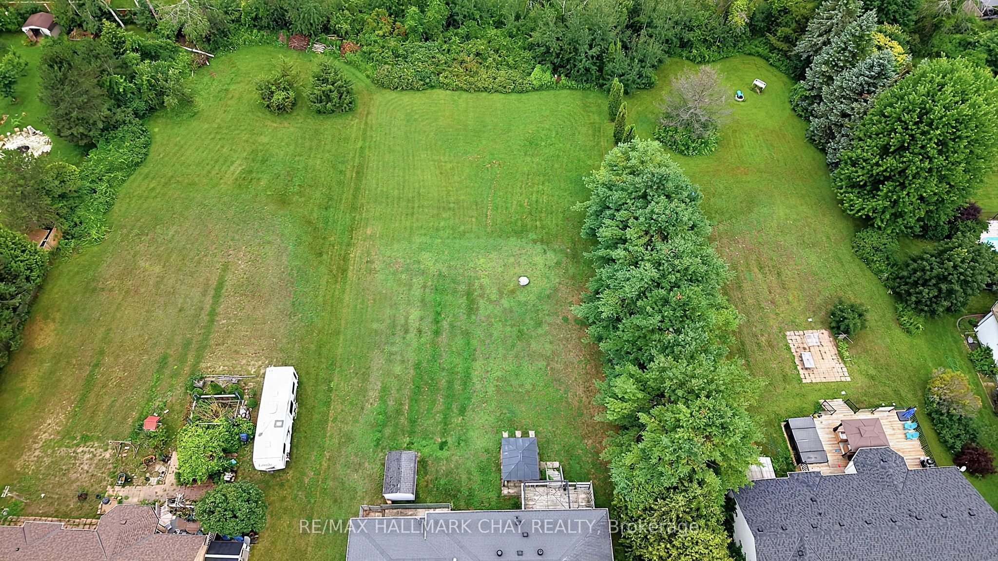 1 Dean Court Property Photo 8