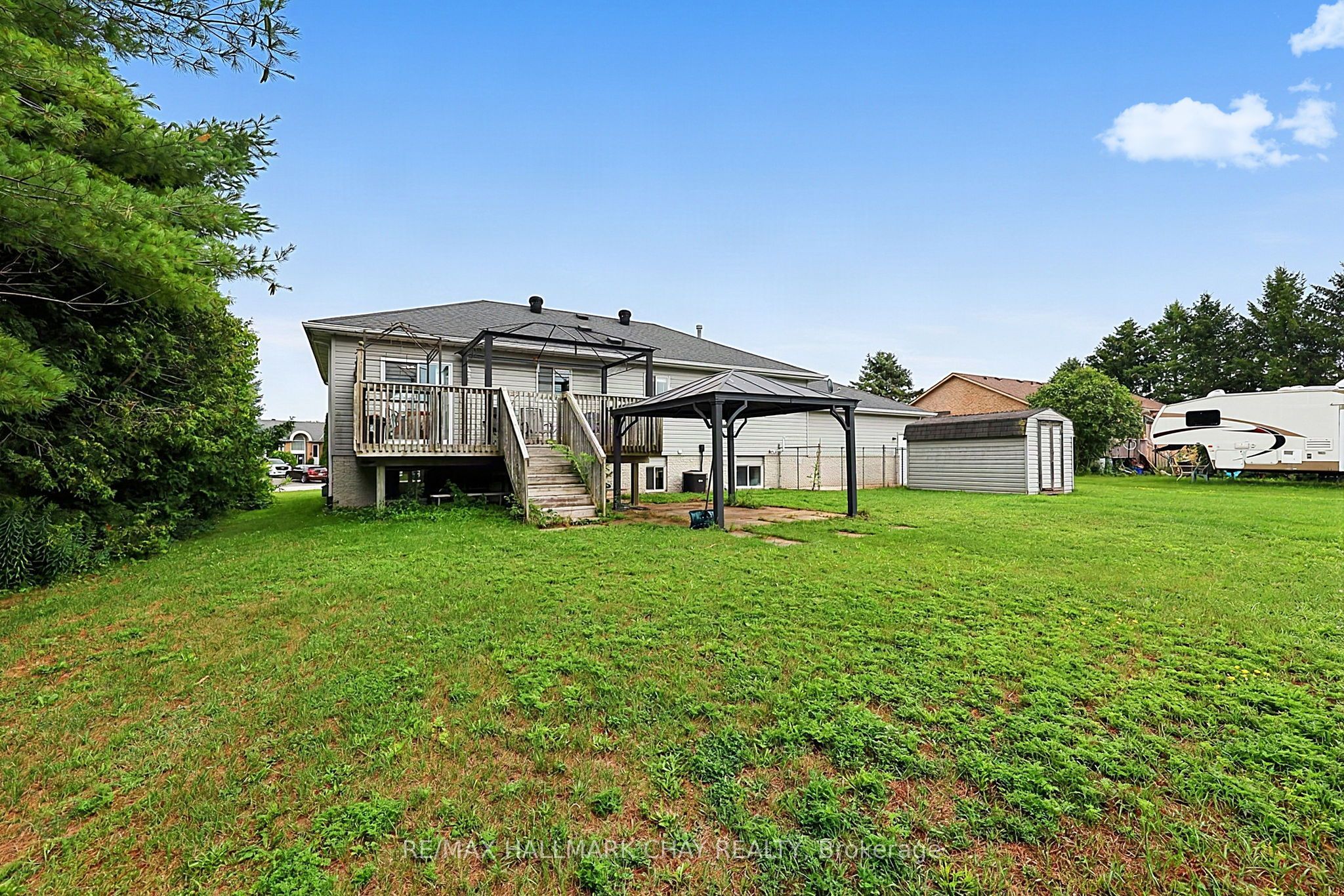 1 Dean Court Property Photo 11