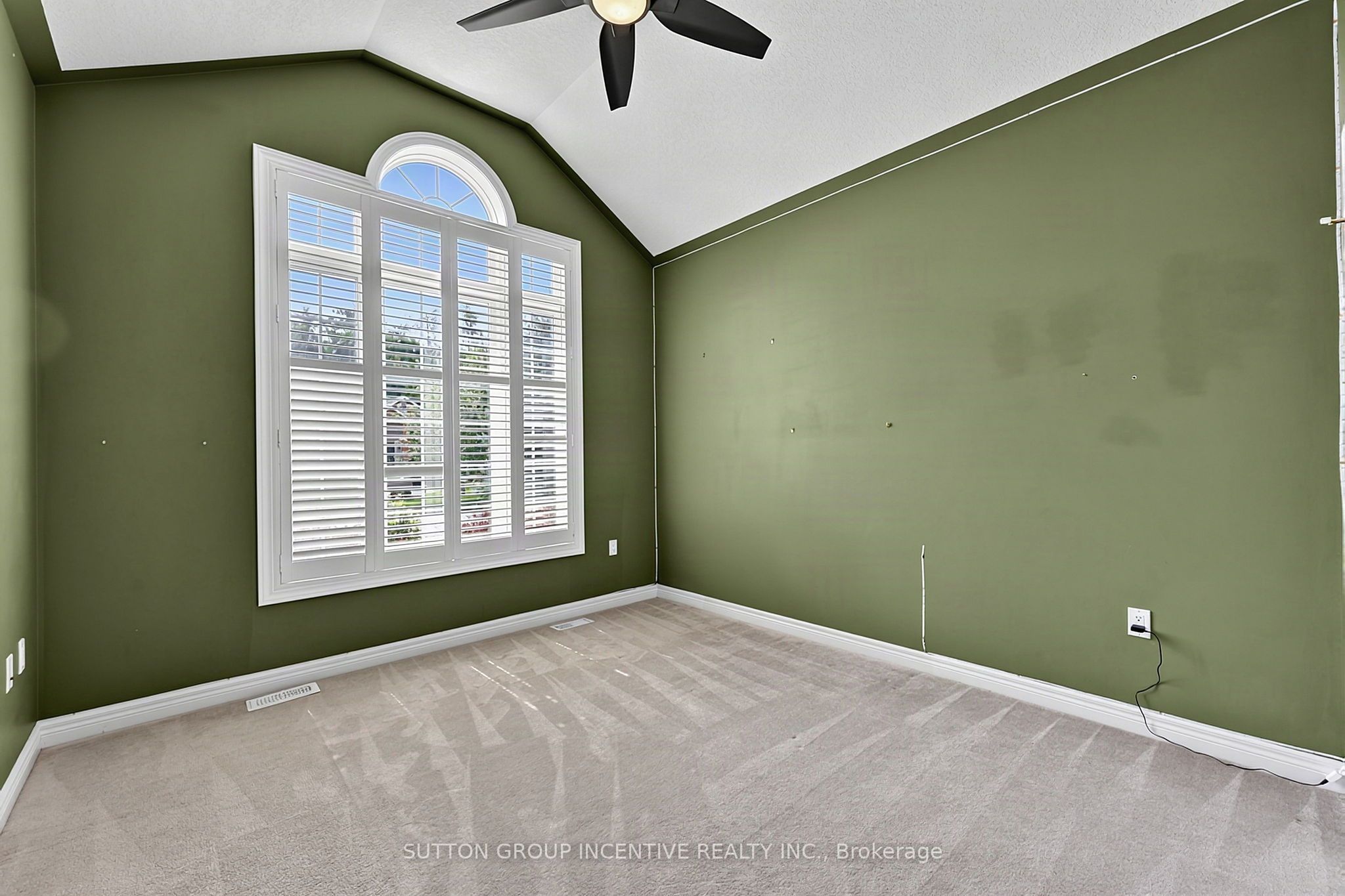 102 Cumming Drive Property Photo 36