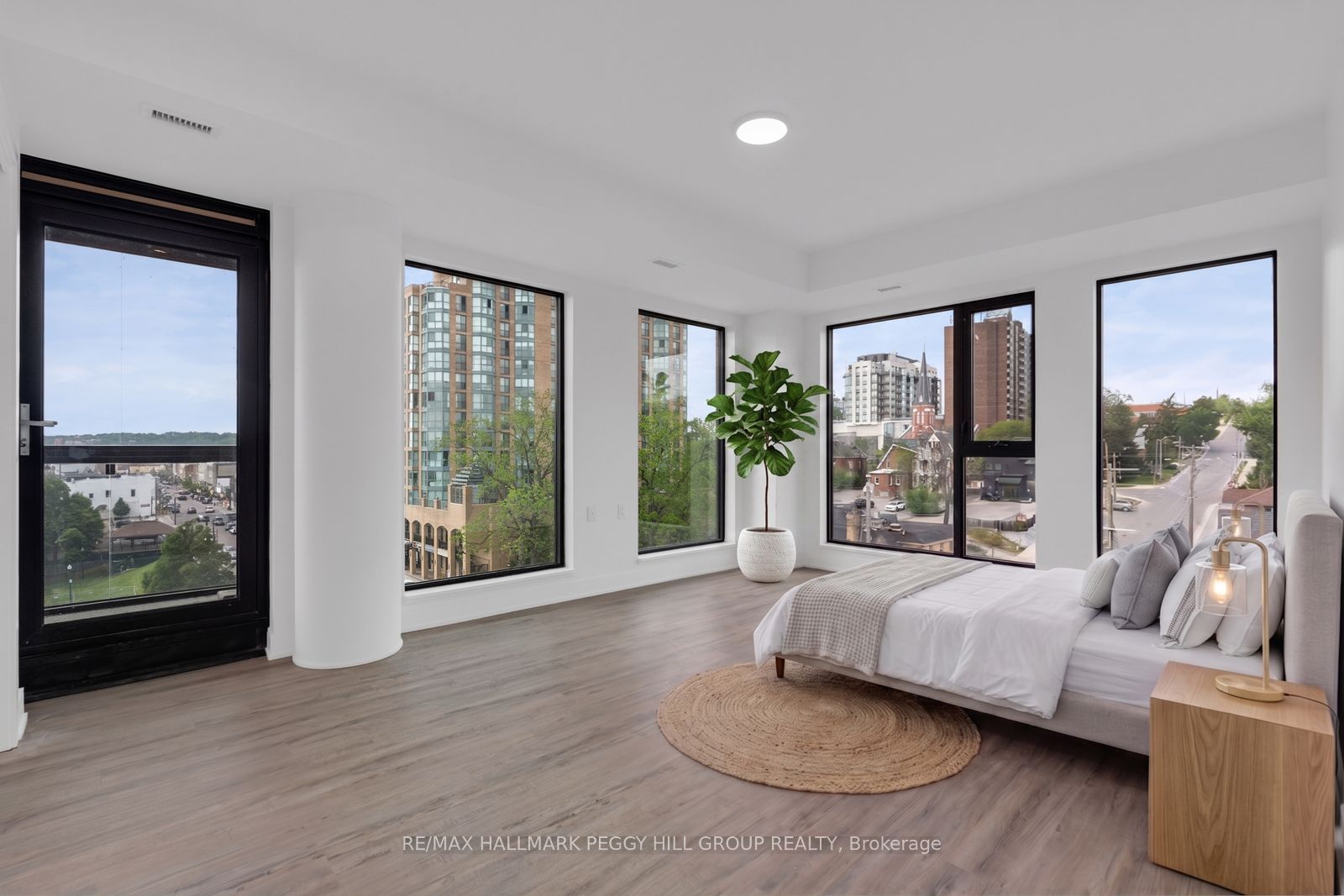 185 Dunlop Street E 623 Property Photo 10