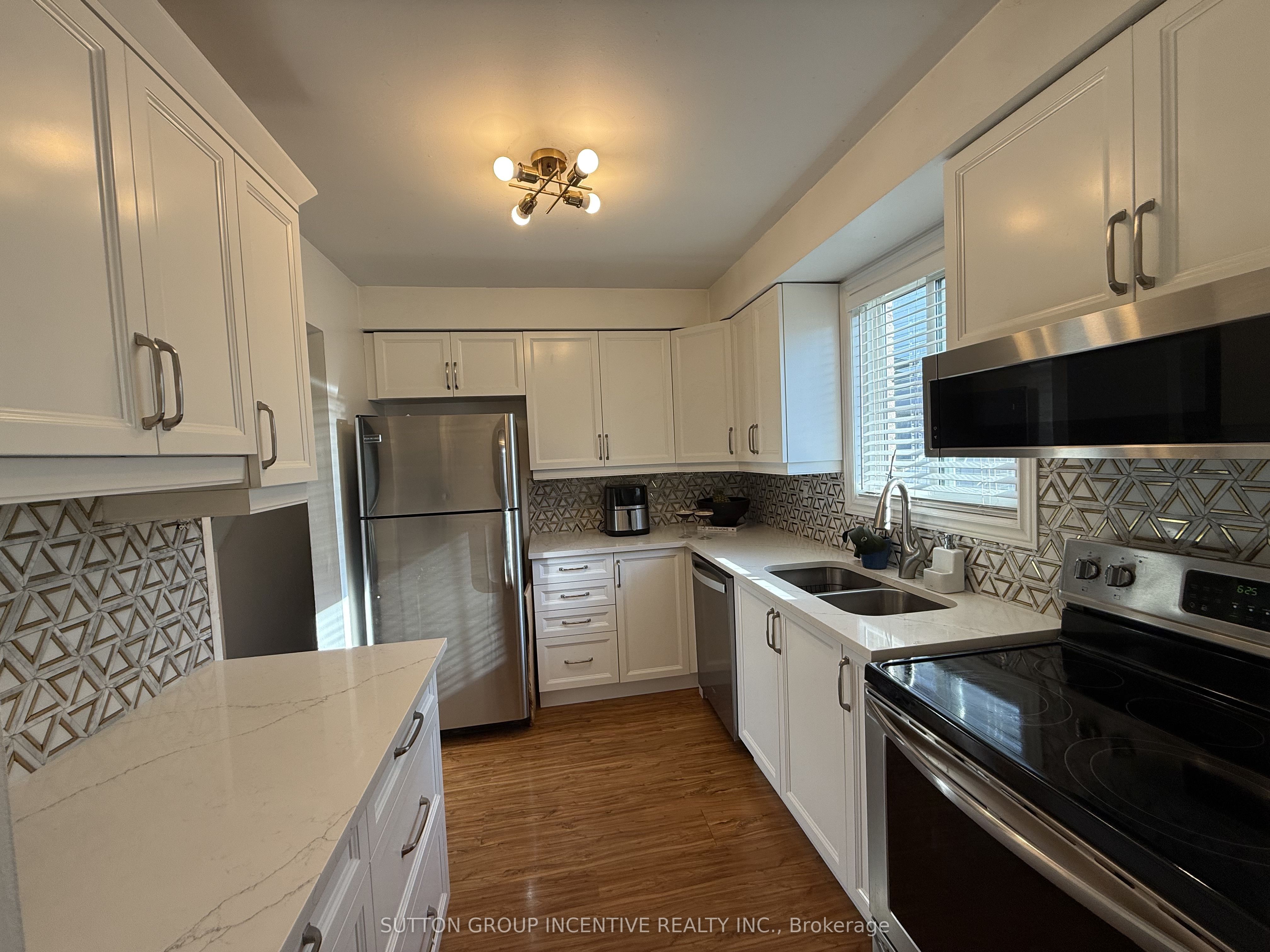 24 Frost Trail Property Photo 8