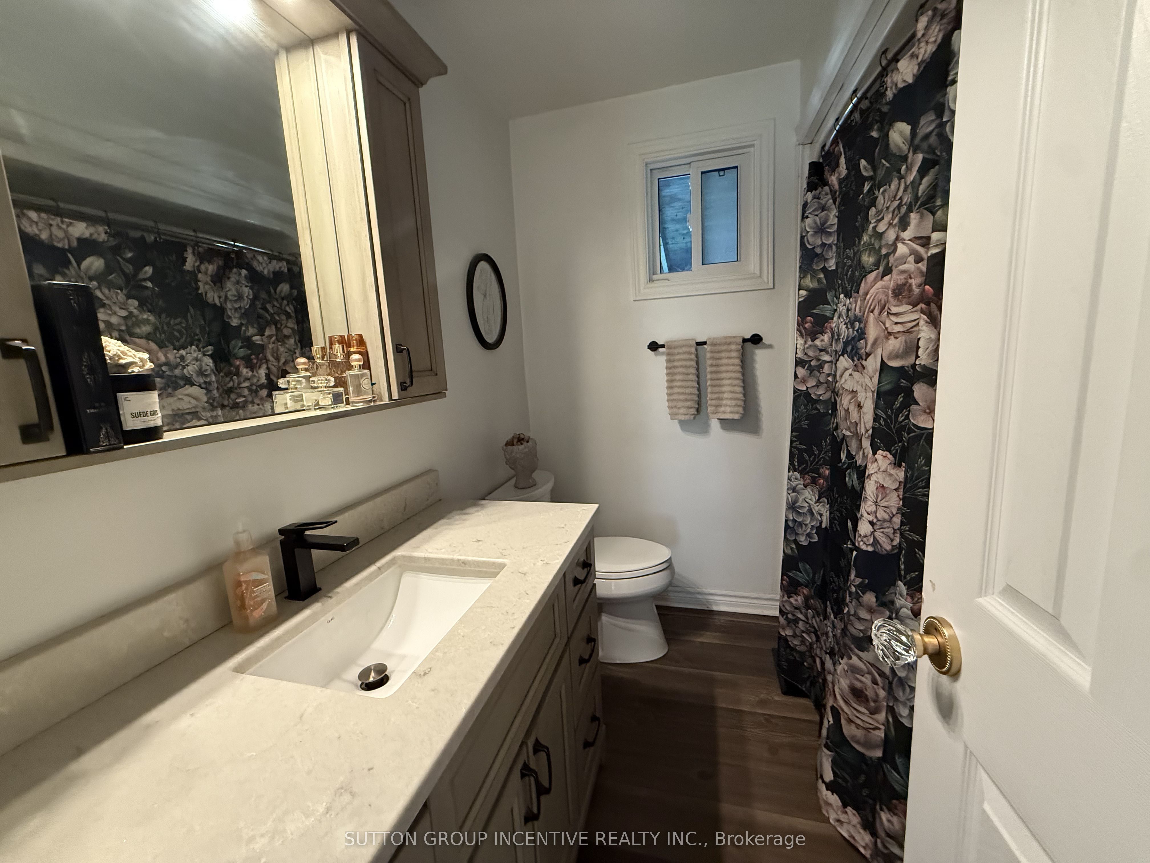24 Frost Trail Property Photo 11