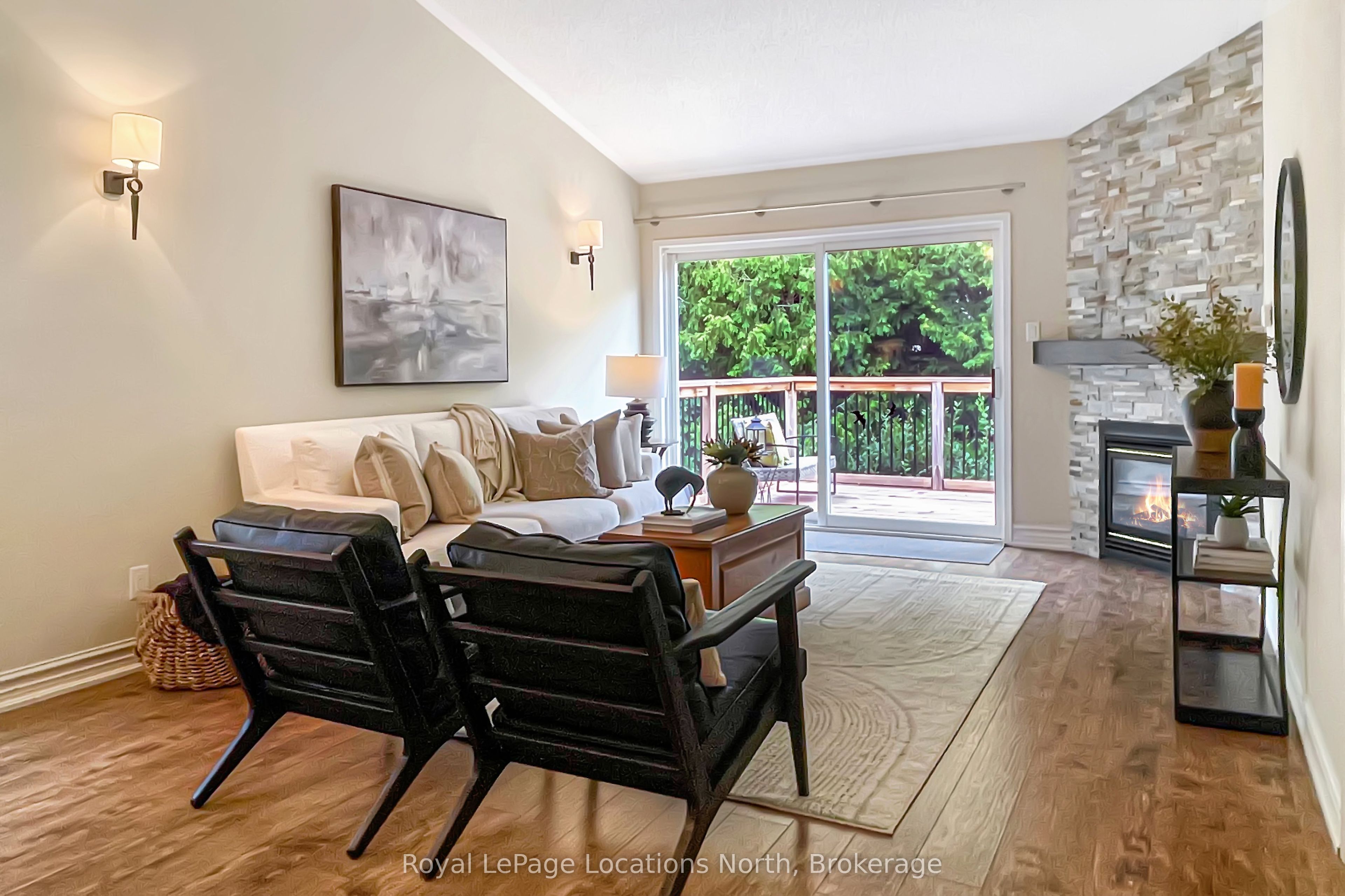 25 Green Briar Drive Property Photo 6