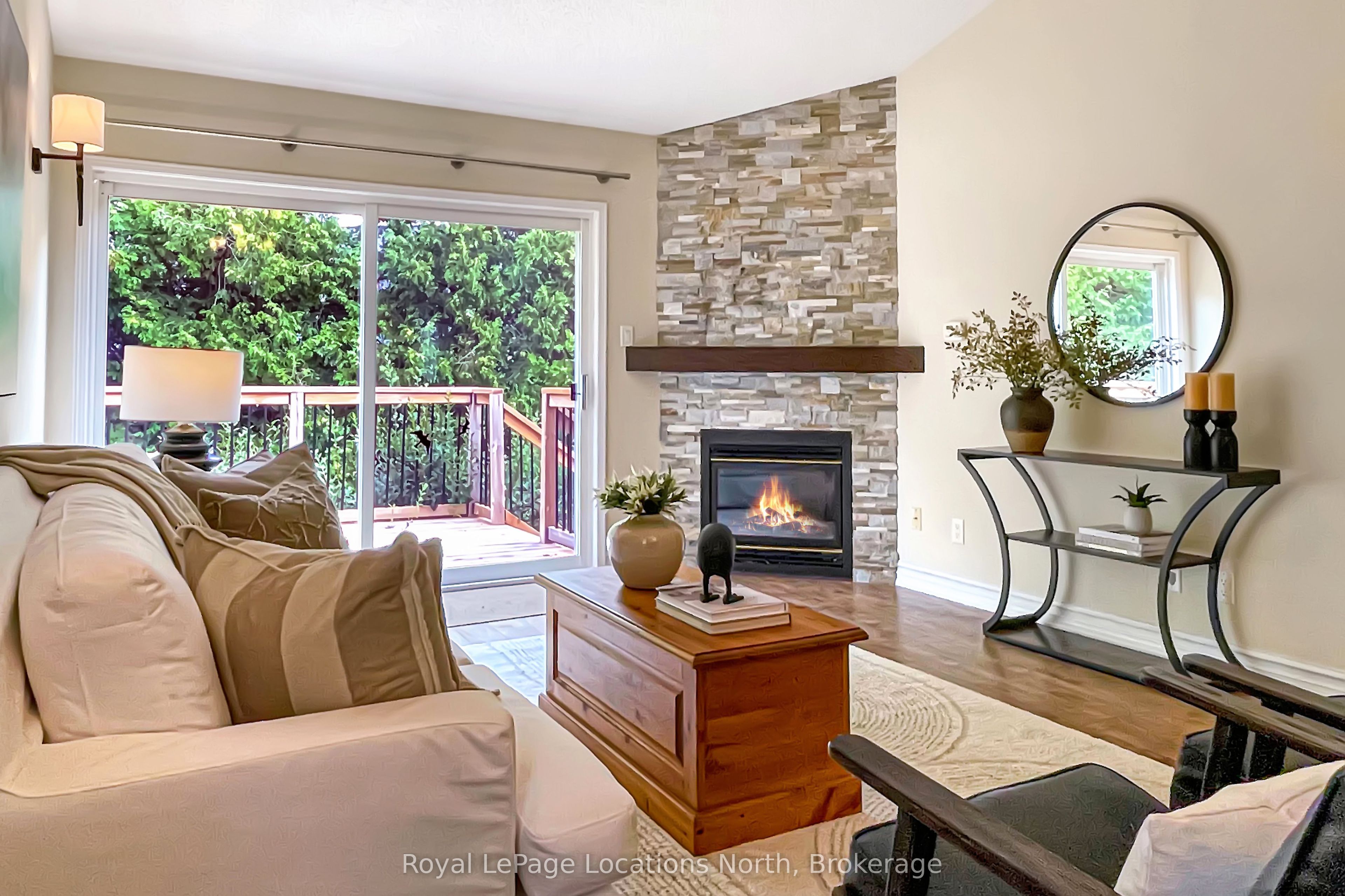 25 Green Briar Drive Property Photo 7