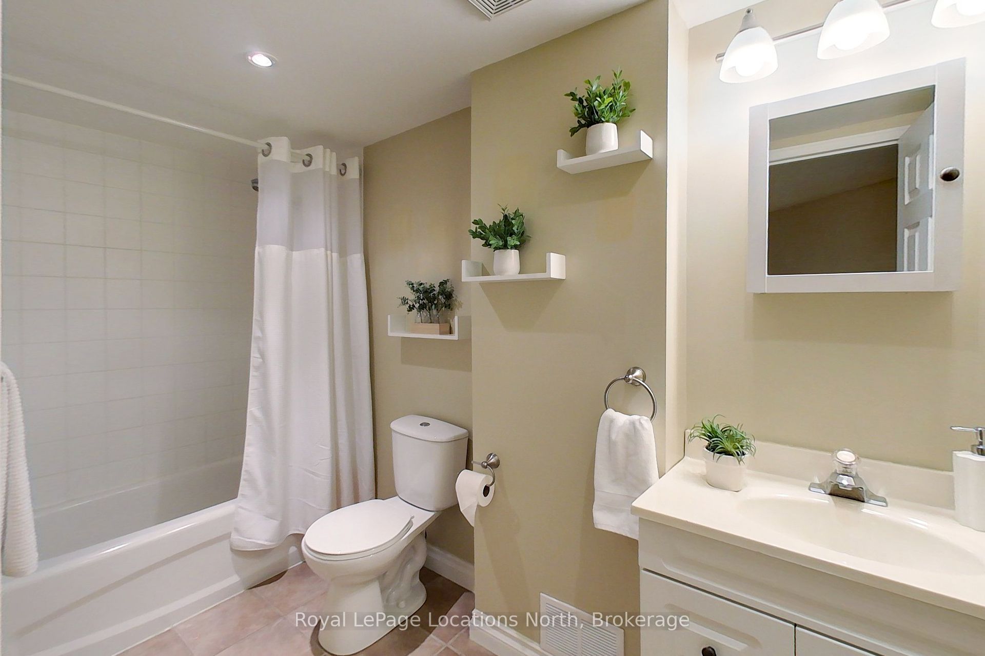 25 Green Briar Drive Property Photo 27
