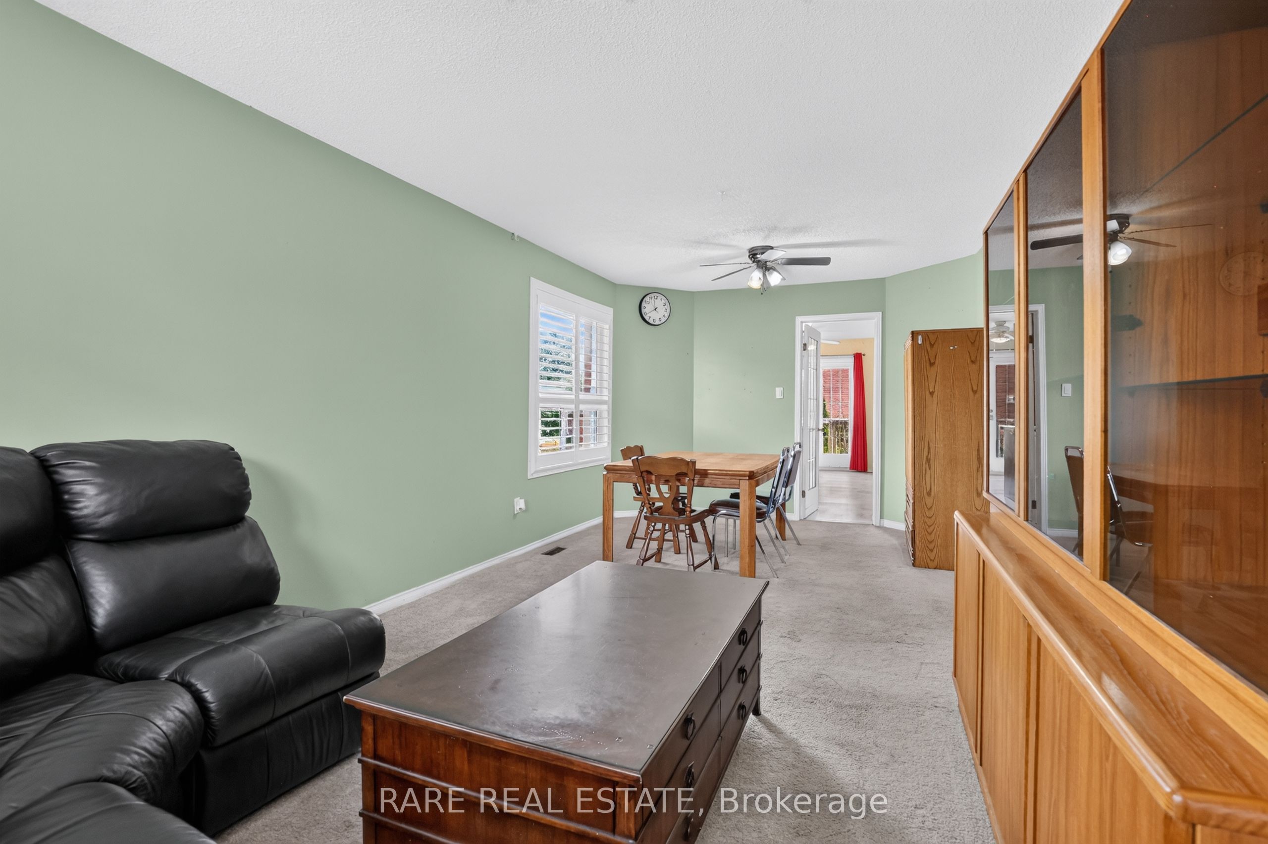 7 Longman Drive Property Photo 10