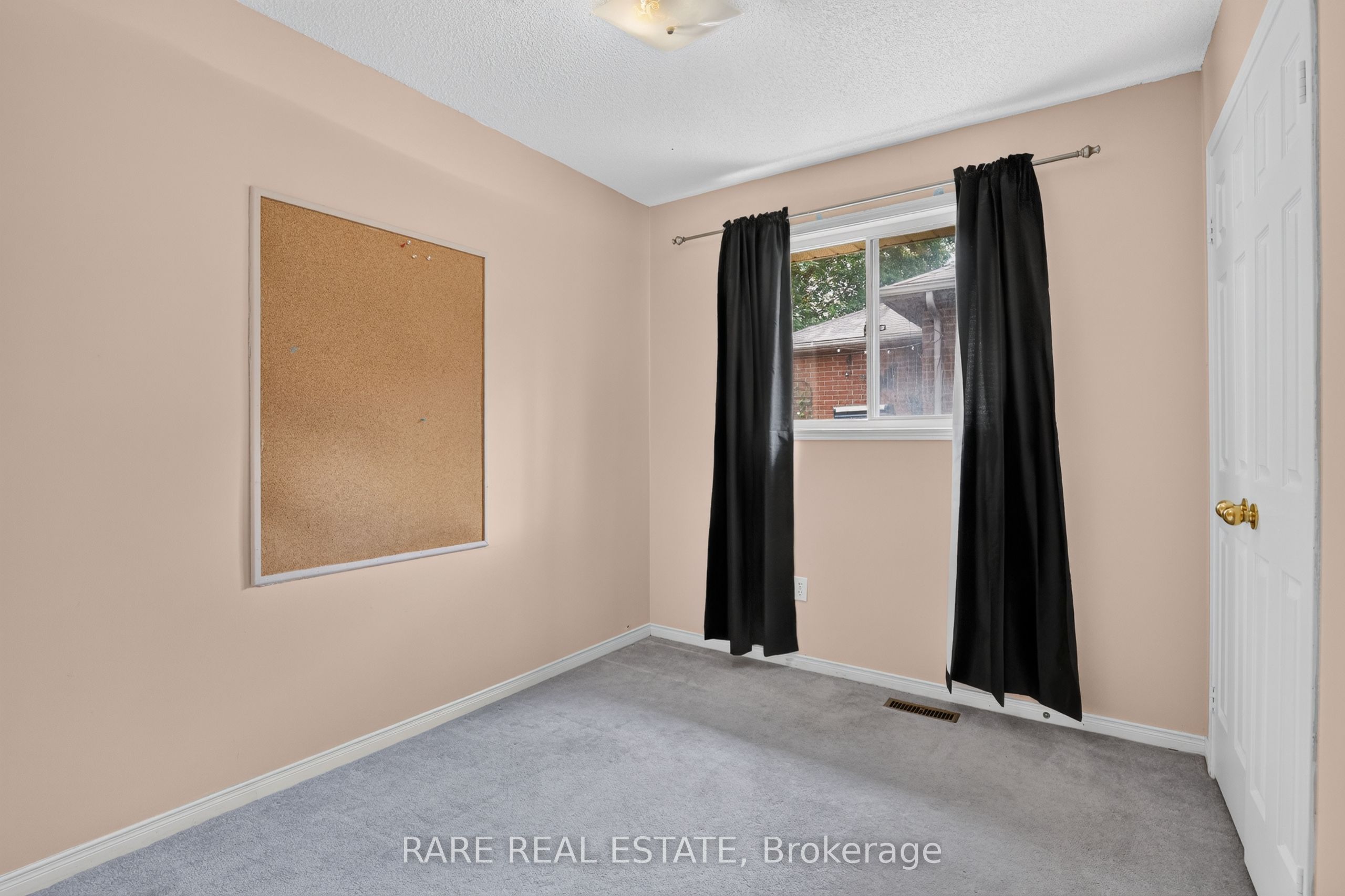 7 Longman Drive Property Photo 18