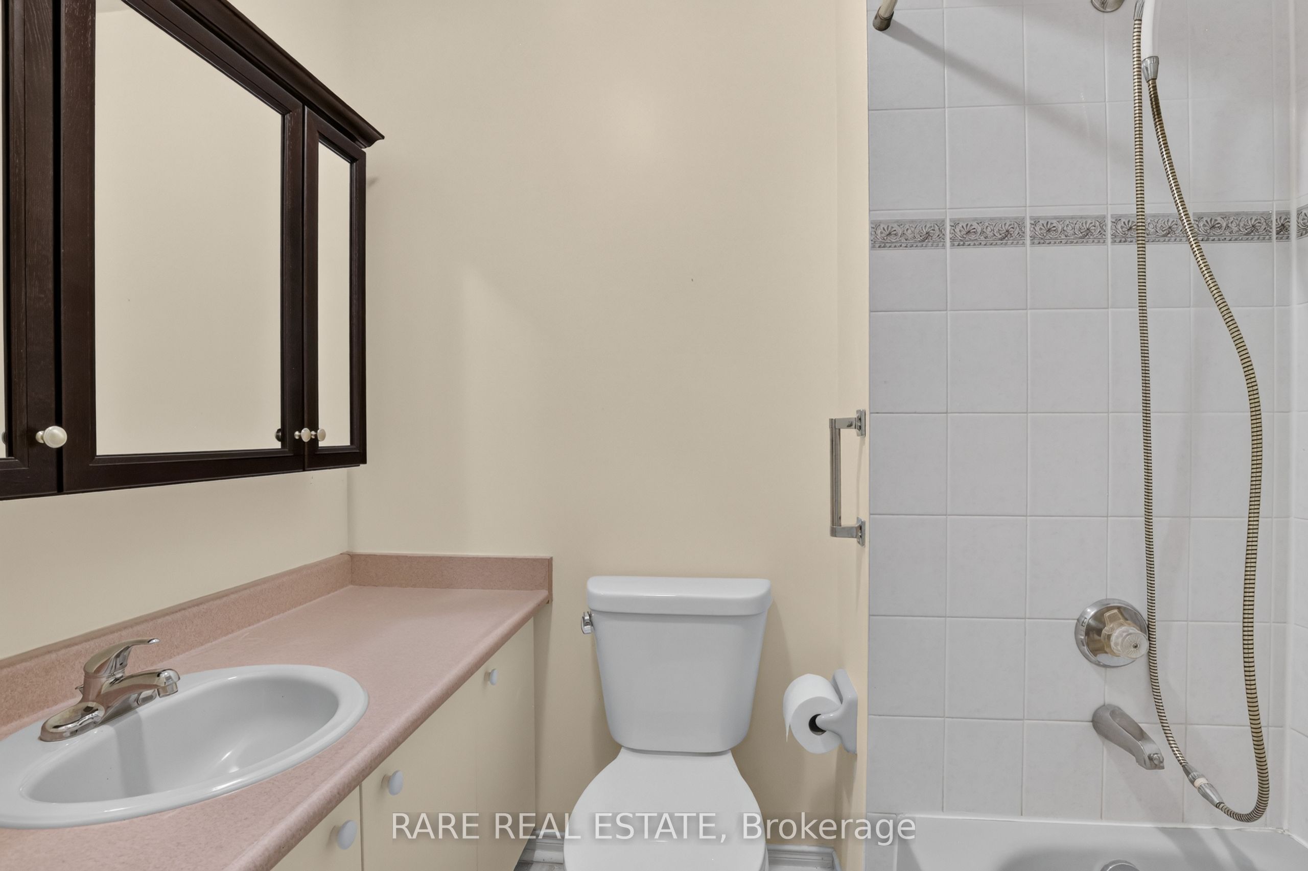7 Longman Drive Property Photo 19