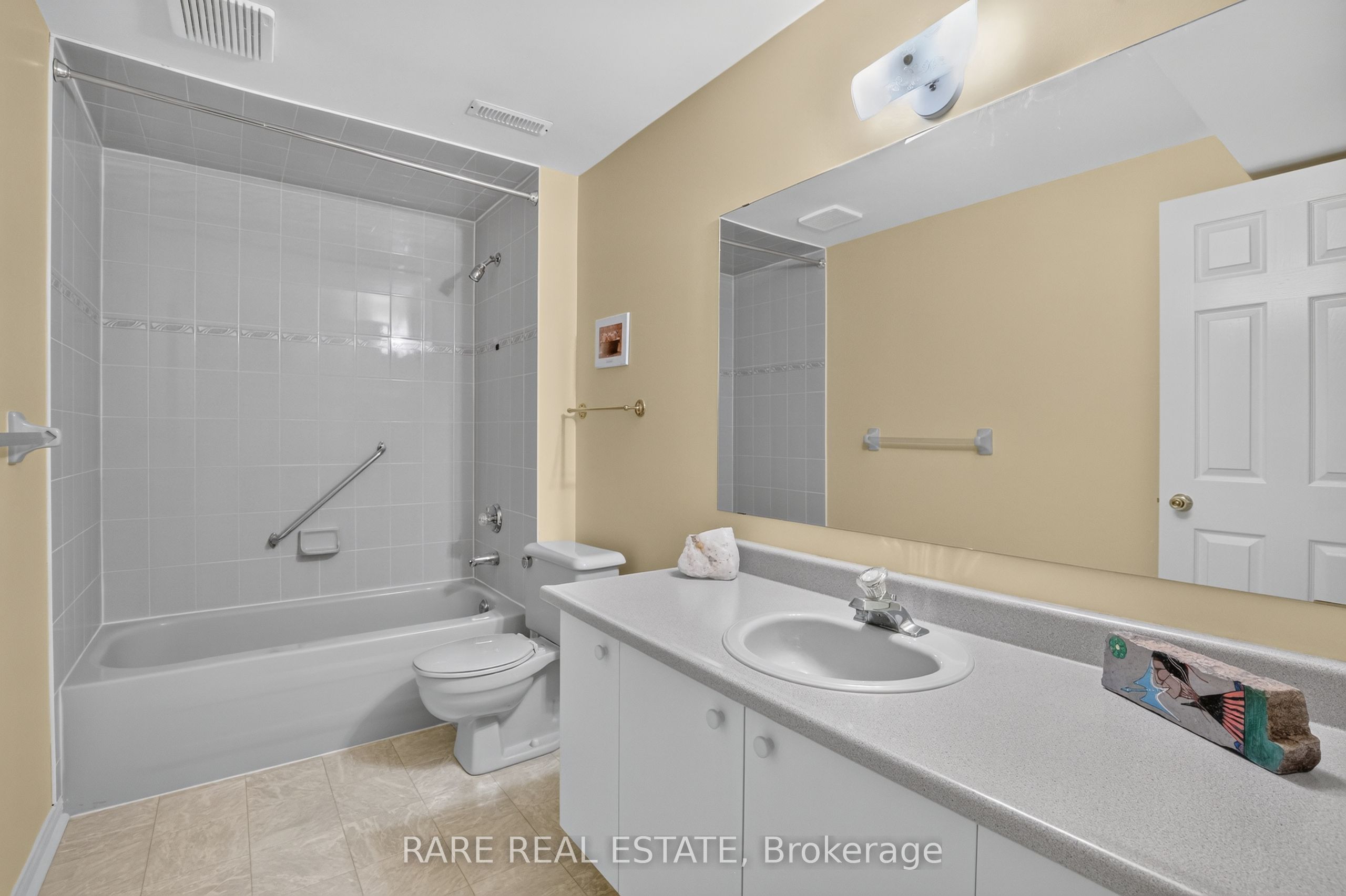 7 Longman Drive Property Photo 27