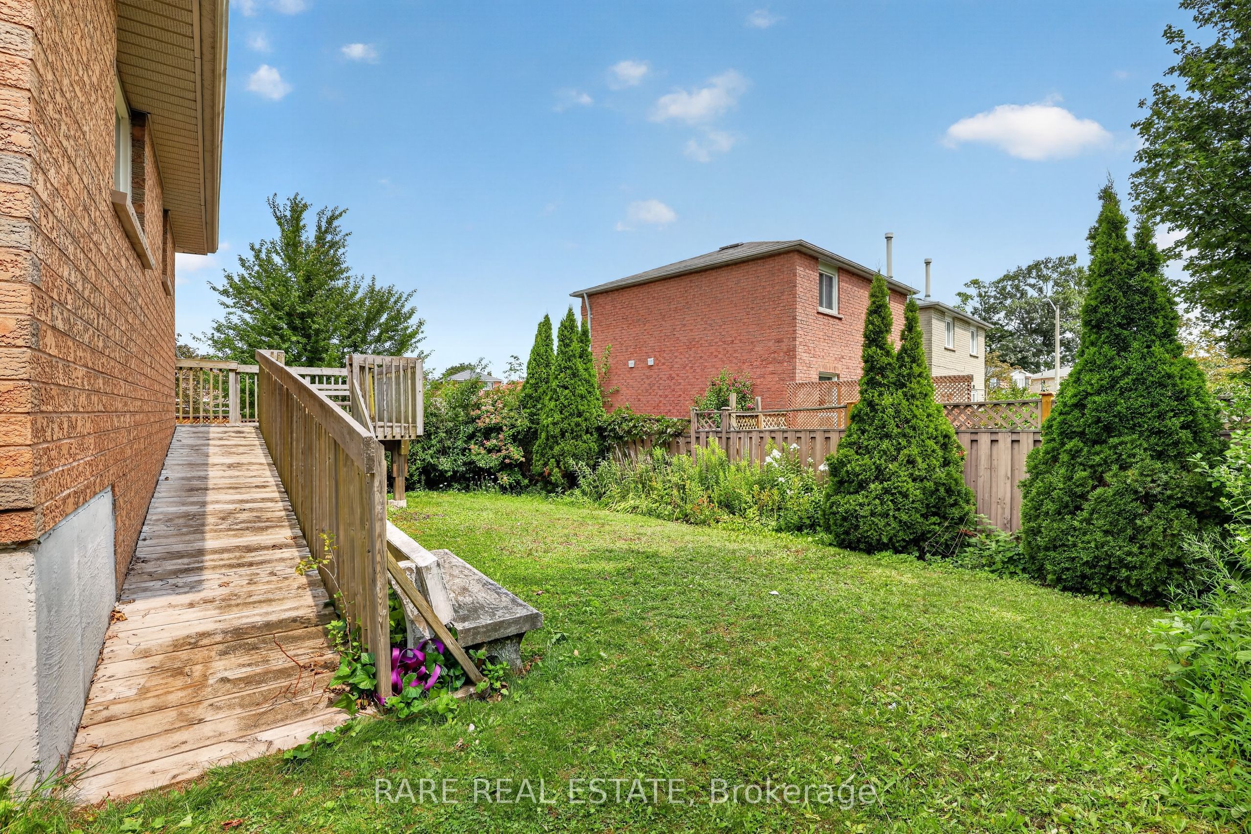 7 Longman Drive Property Photo 33