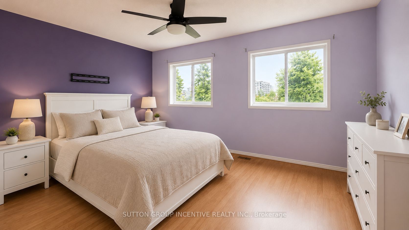 25 Lions Gate Boulevard Property Photo 7