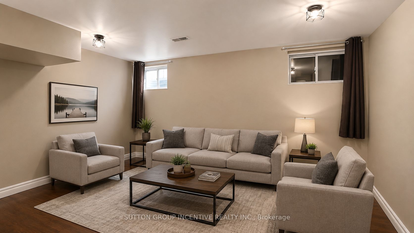 25 Lions Gate Boulevard Property Photo 12