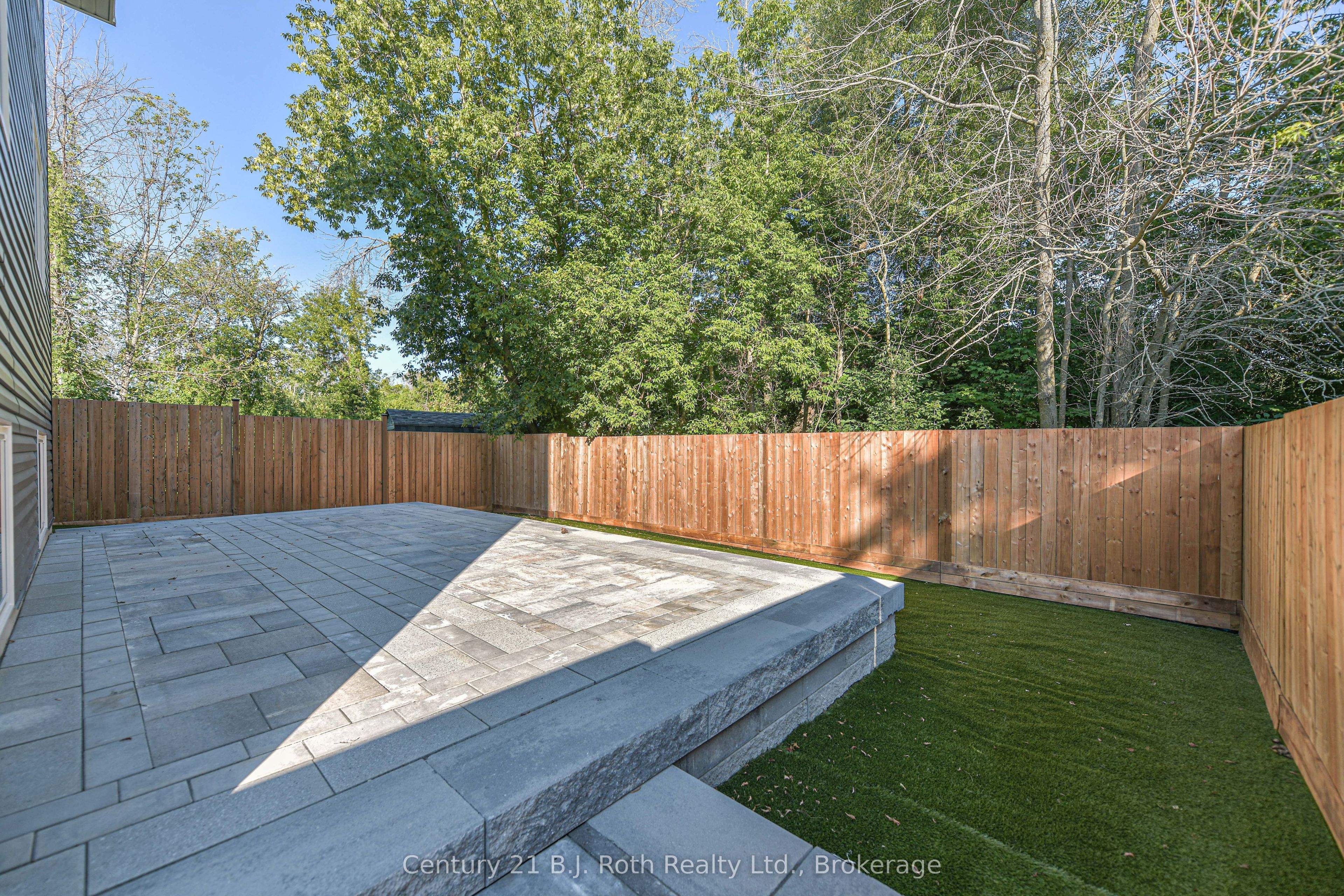 165 Barrie Road 1 (main) Property Photo 25