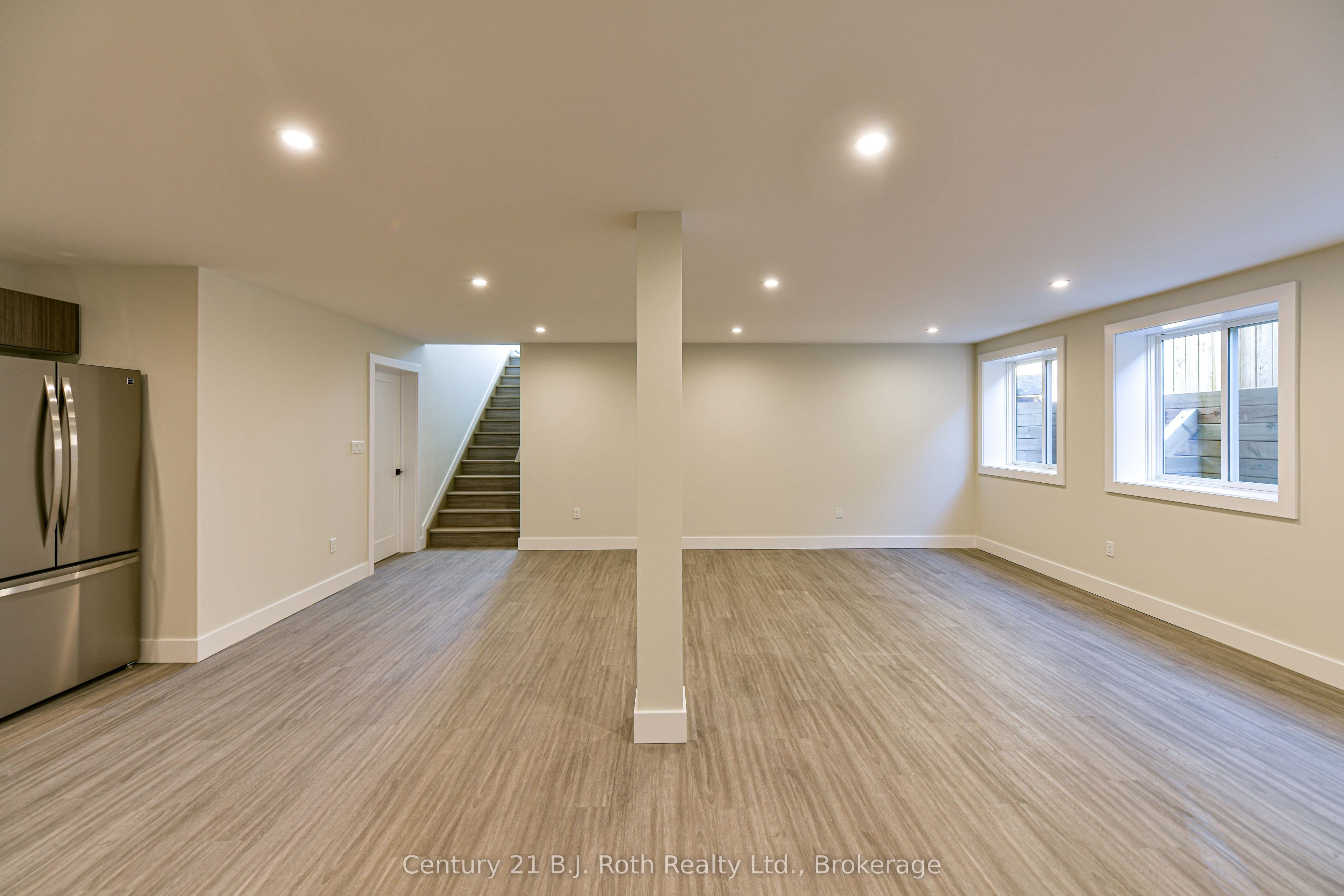 165 Barrie Road 3 (lower) Property Photo 10