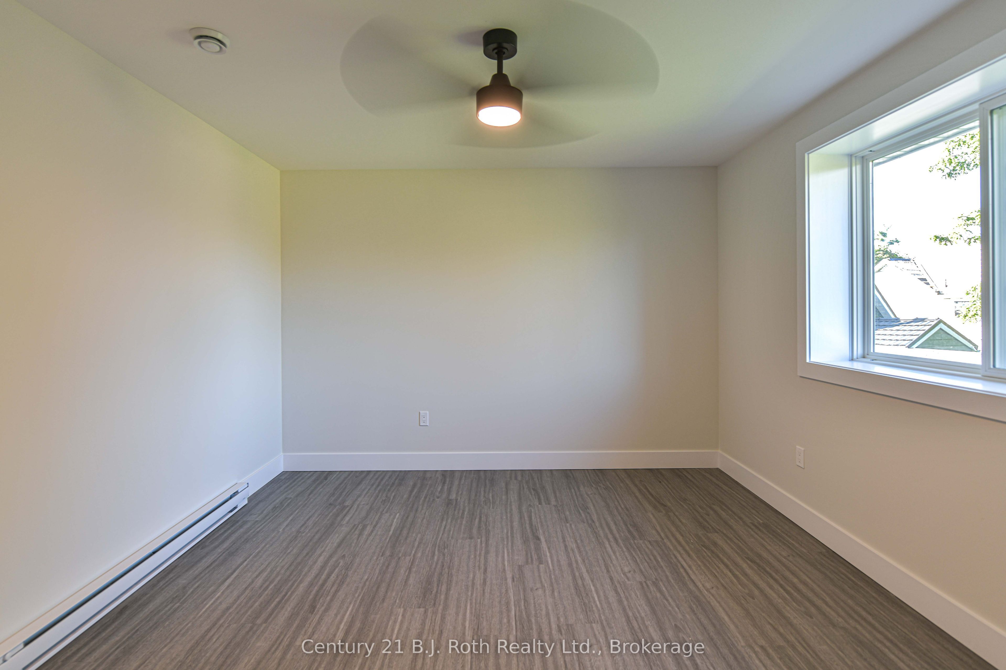 165 Barrie Road 2 (upper) Property Photo 20