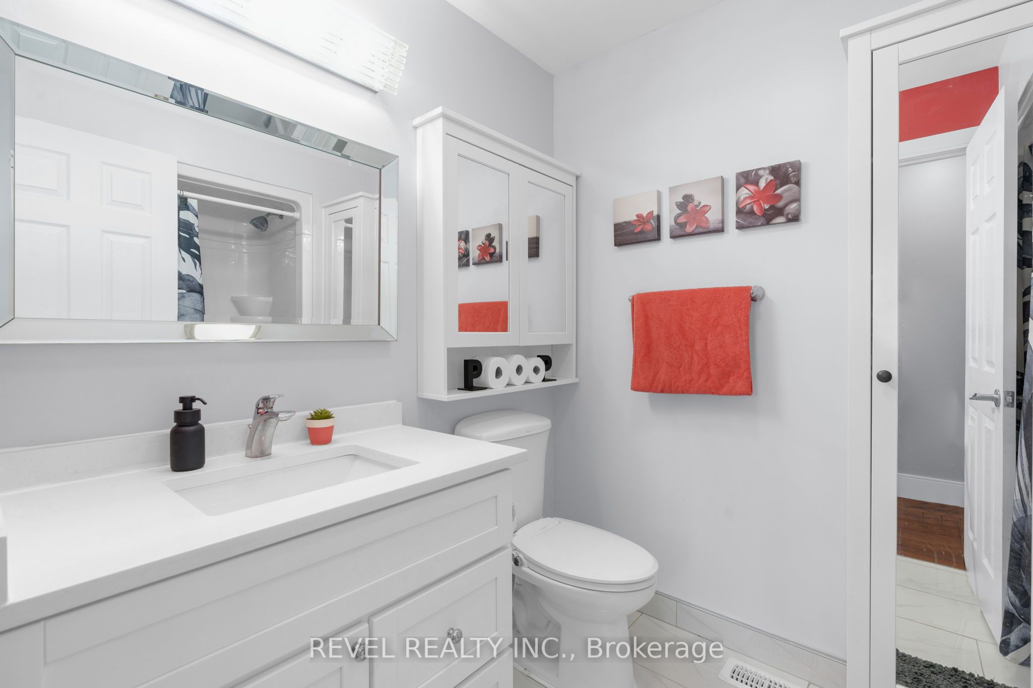 6537 9 County Road Property Photo 12