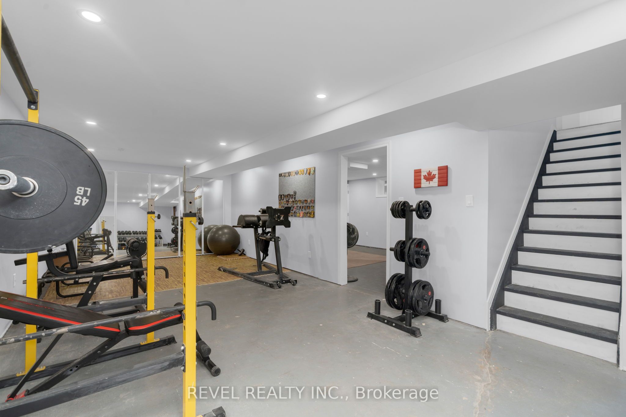 6537 9 County Road Property Photo 18