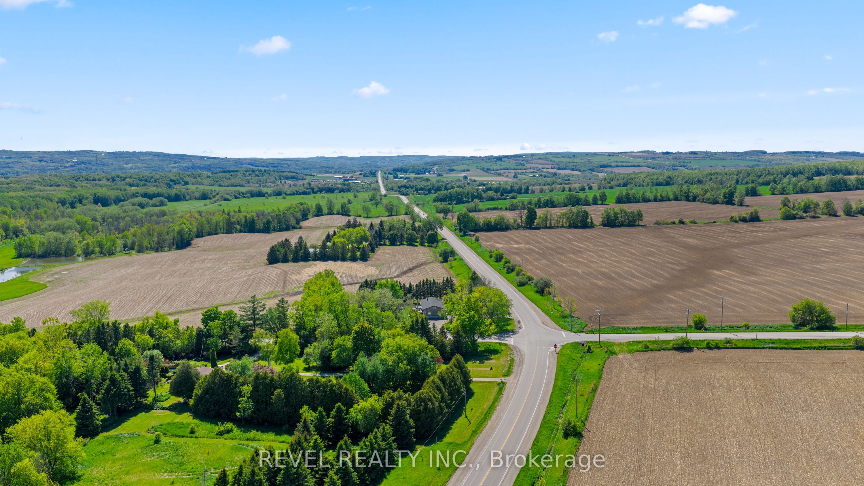 6537 9 County Road Property Photo 36