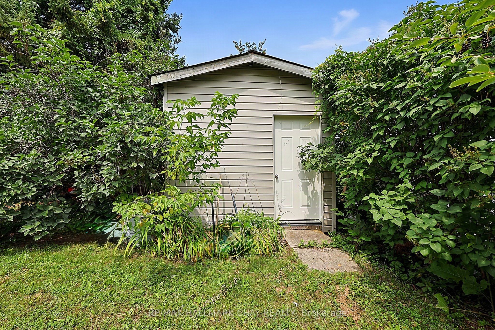 133 Daphne Crescent Property Photo 34