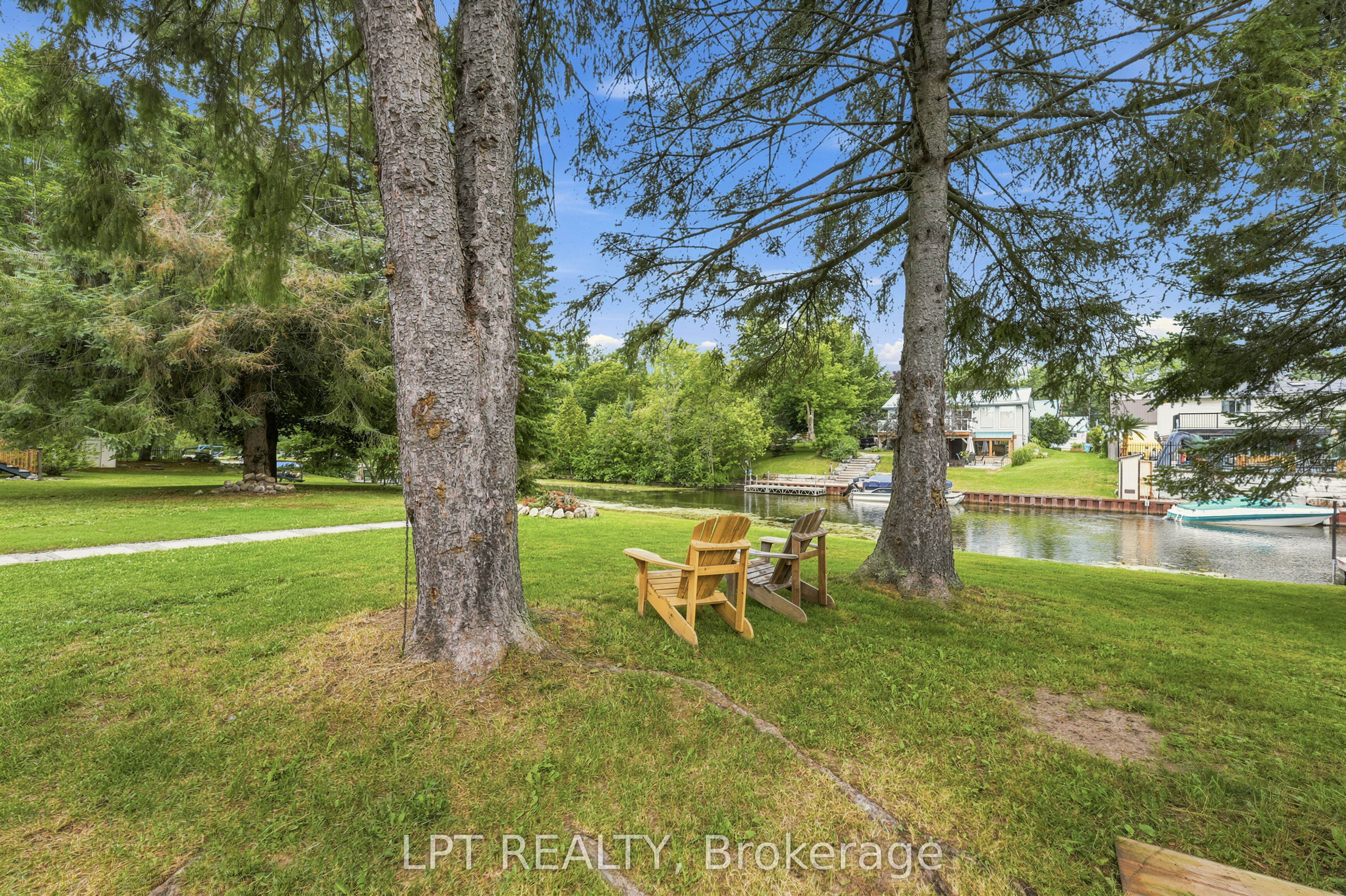 2628 Westshore Crescent Property Photo 35