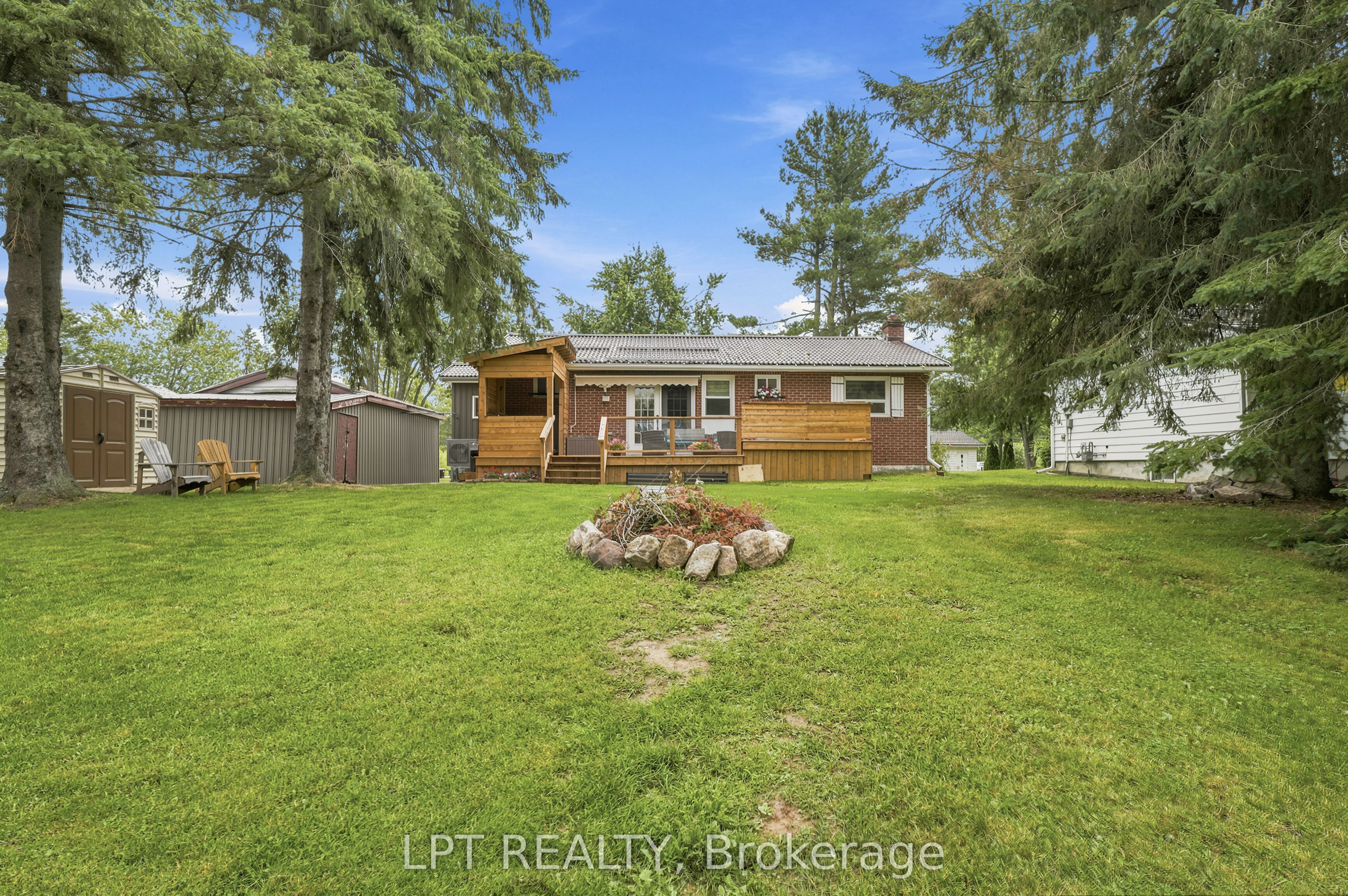 2628 Westshore Crescent Property Photo 37