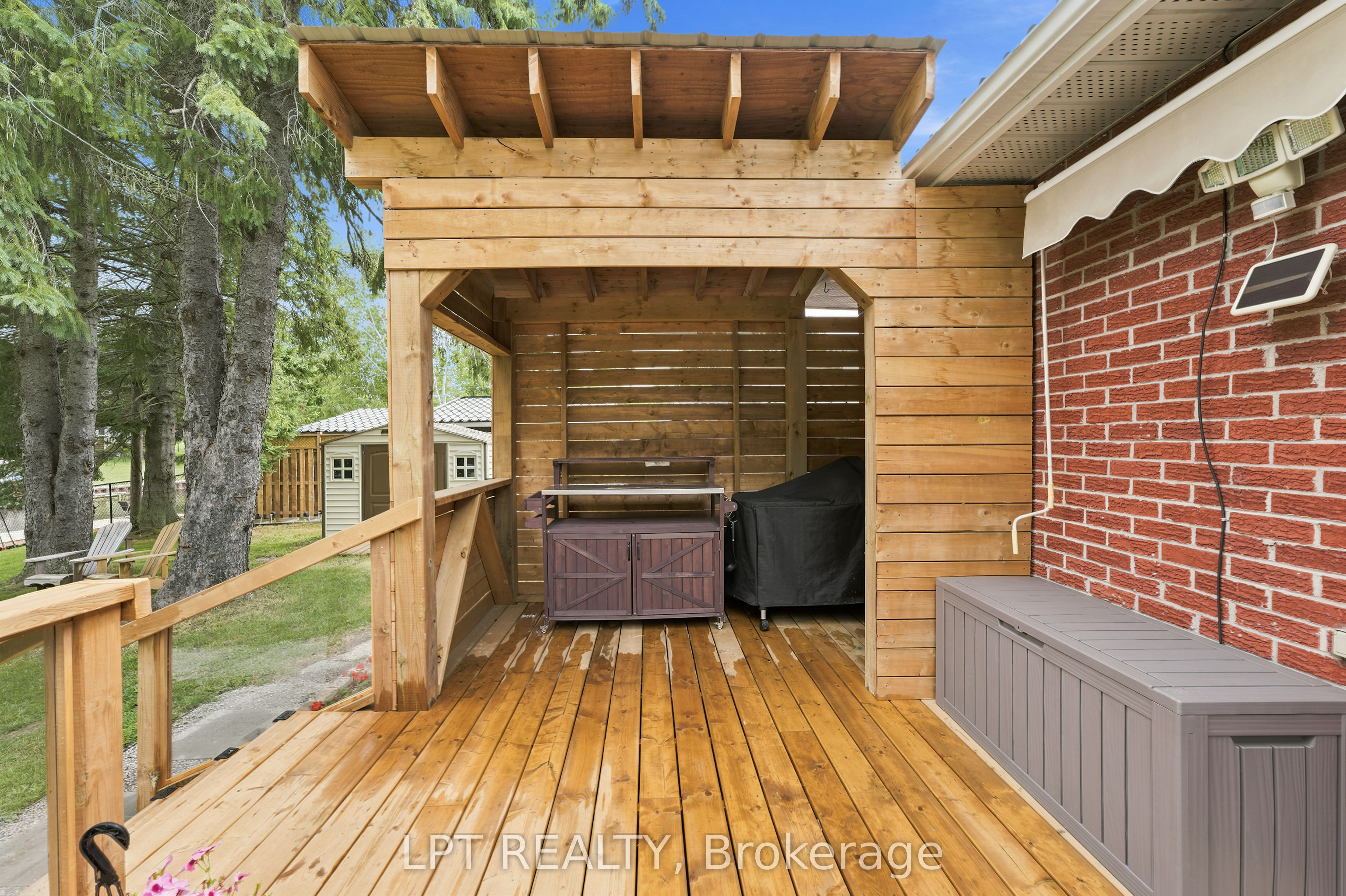2628 Westshore Crescent Property Photo 40