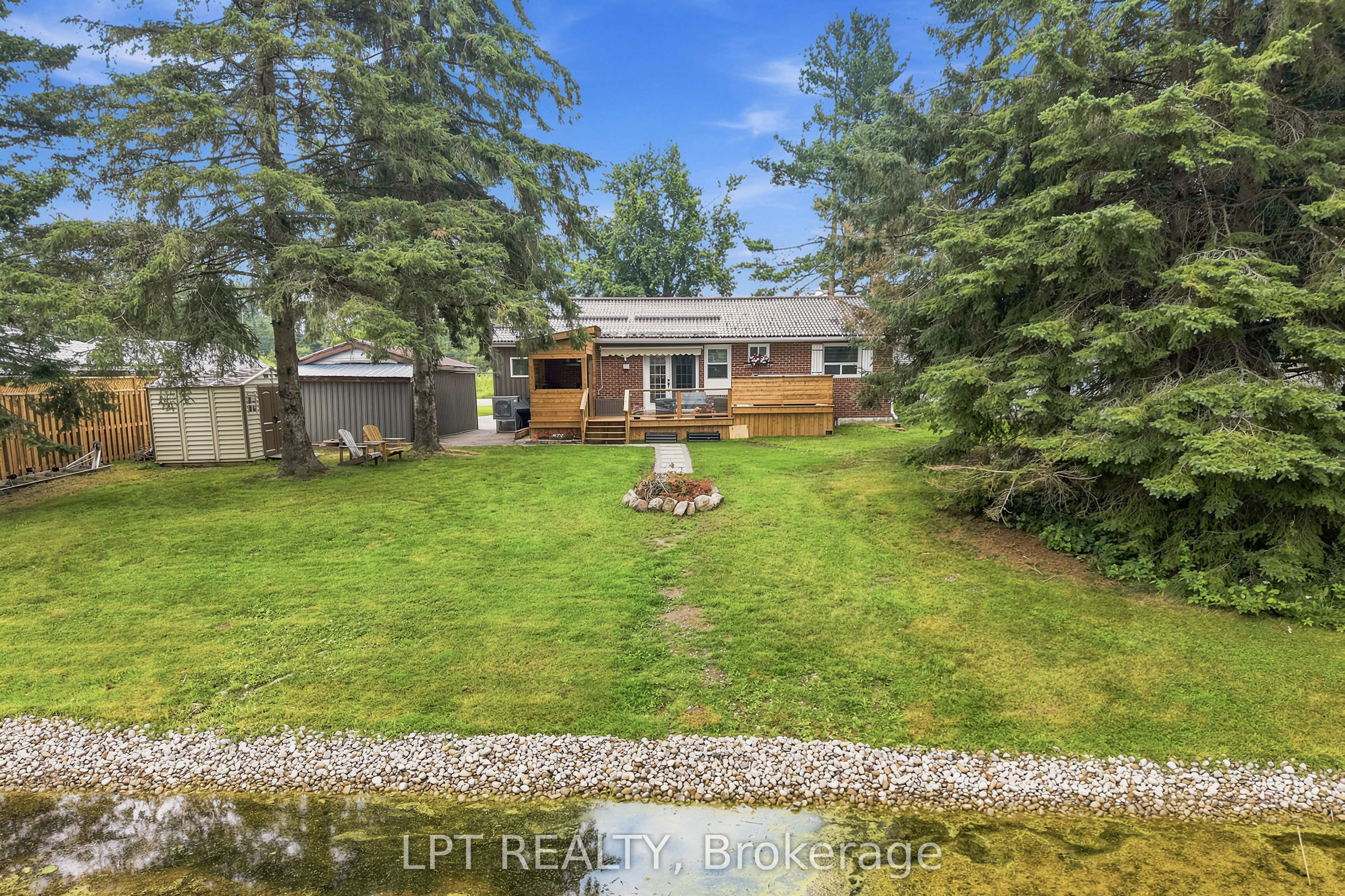 2628 Westshore Crescent Property Photo 44