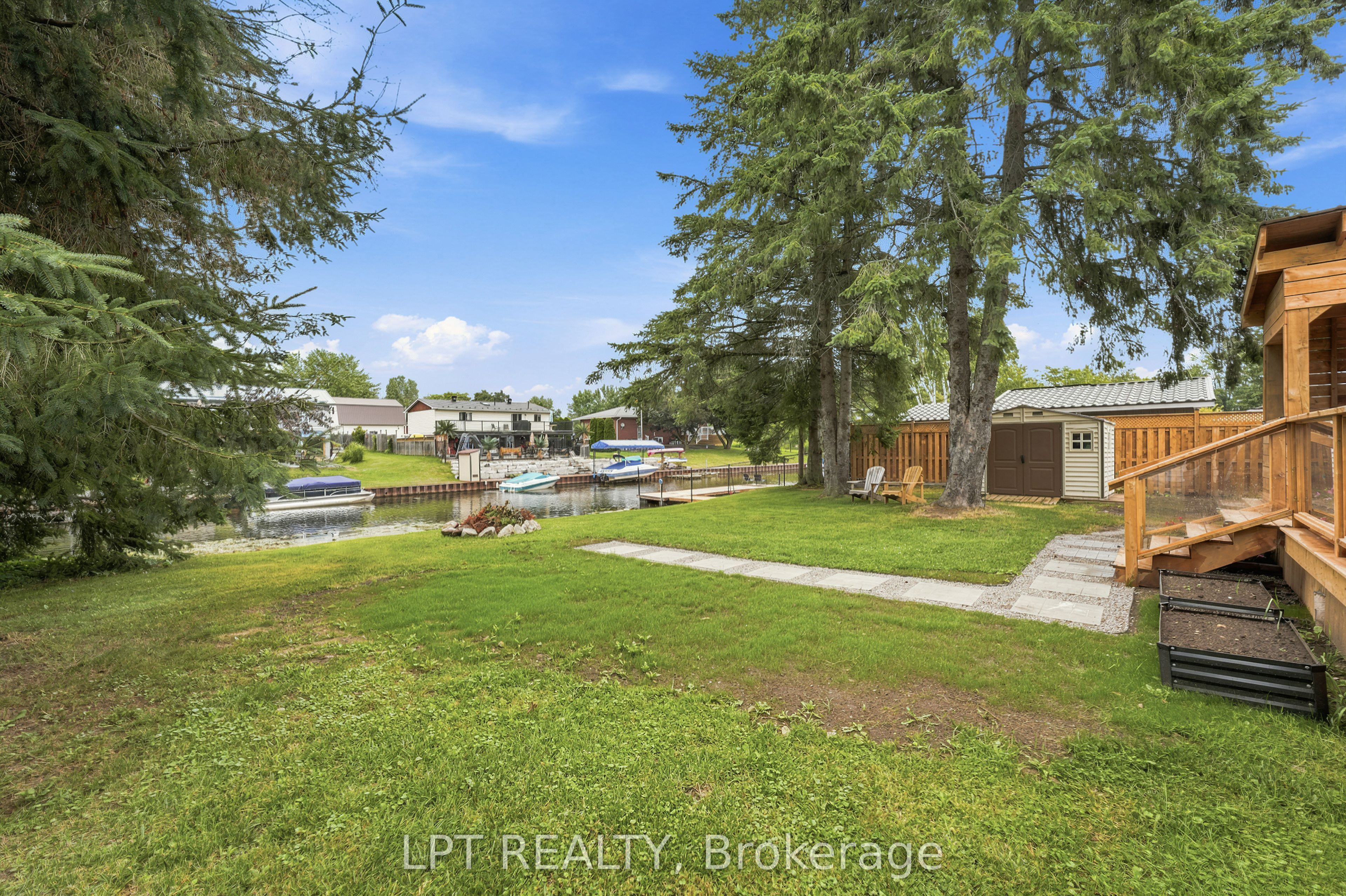 2628 Westshore Crescent Property Photo 46