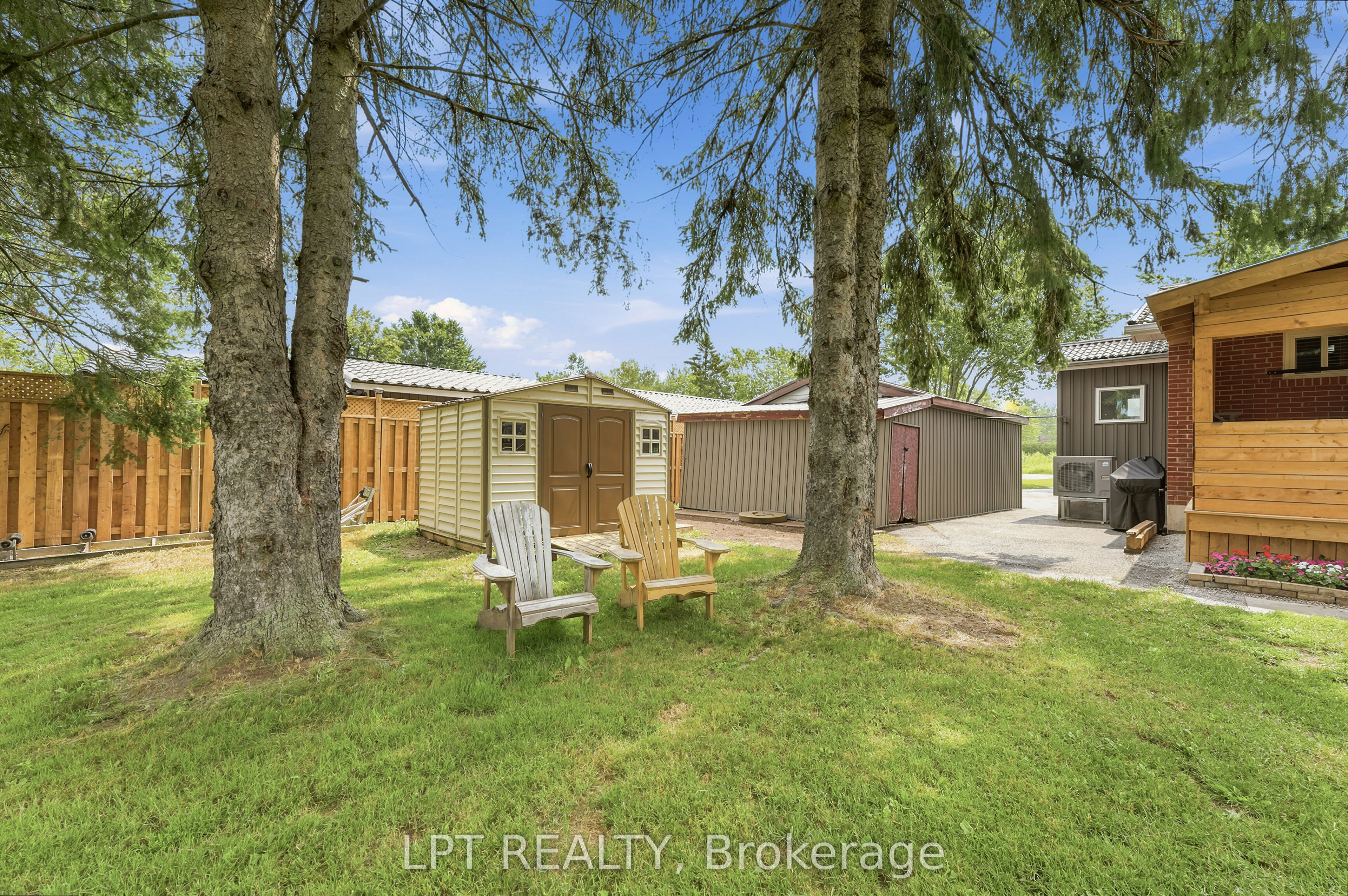 2628 Westshore Crescent Property Photo 47