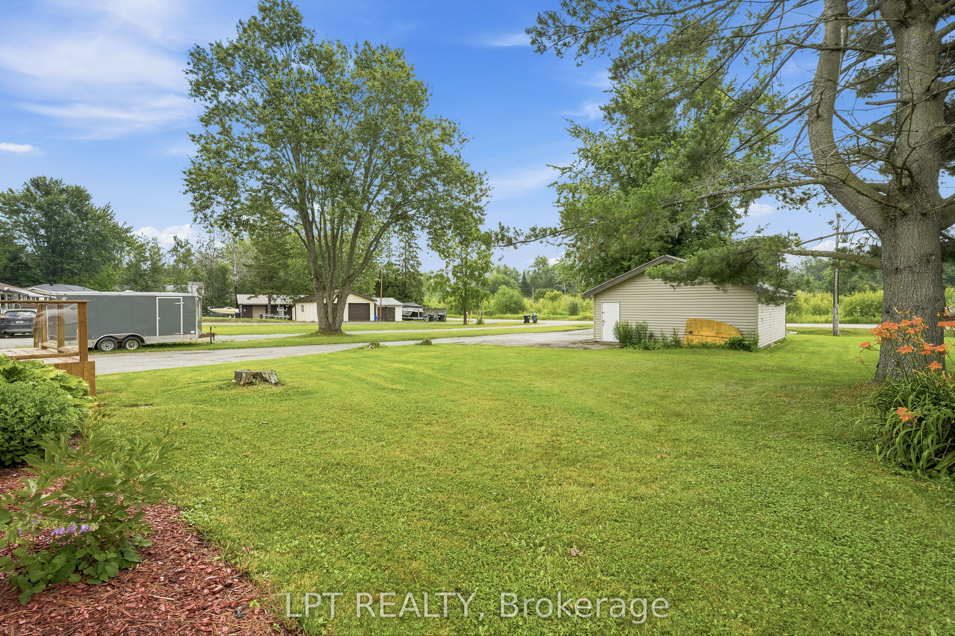 2628 Westshore Crescent Property Photo 48
