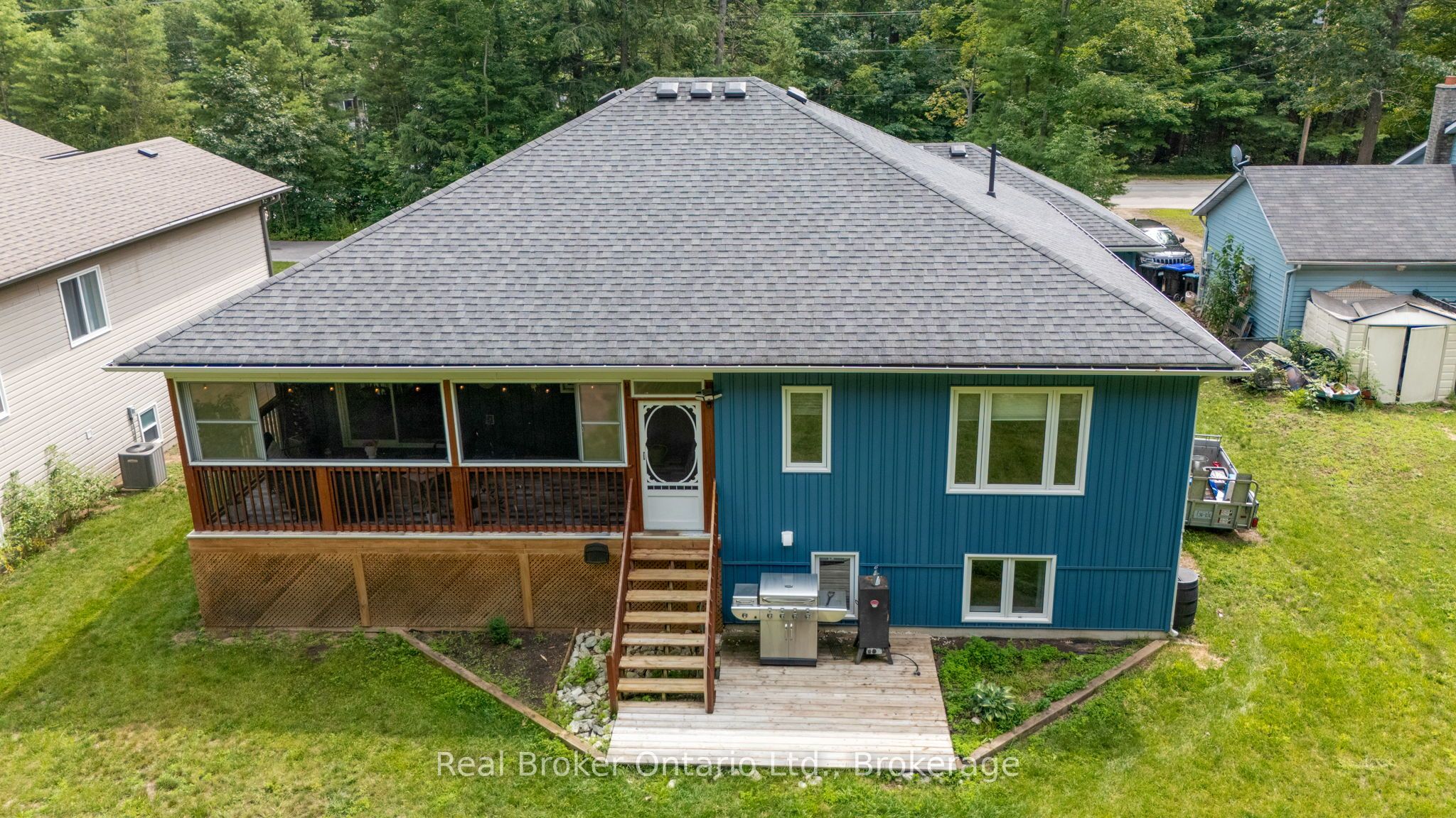 204 Golf Course Road Property Photo 3