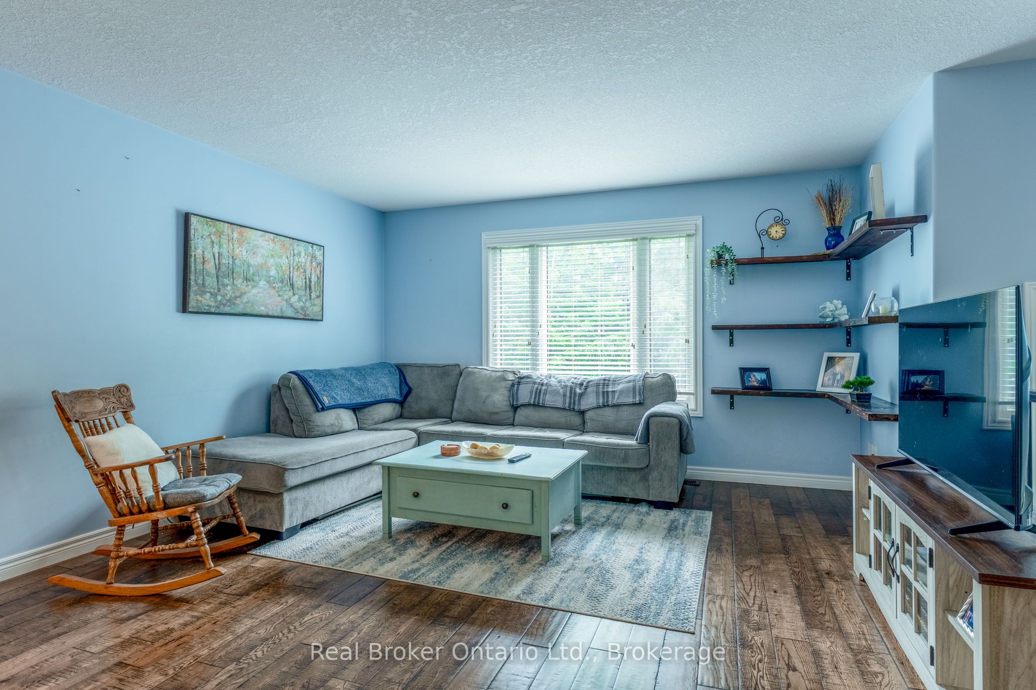 204 Golf Course Road Property Photo 12