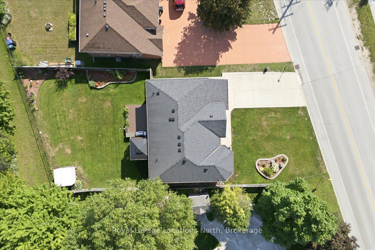 402 Ramblewood Drive Property Photo 45