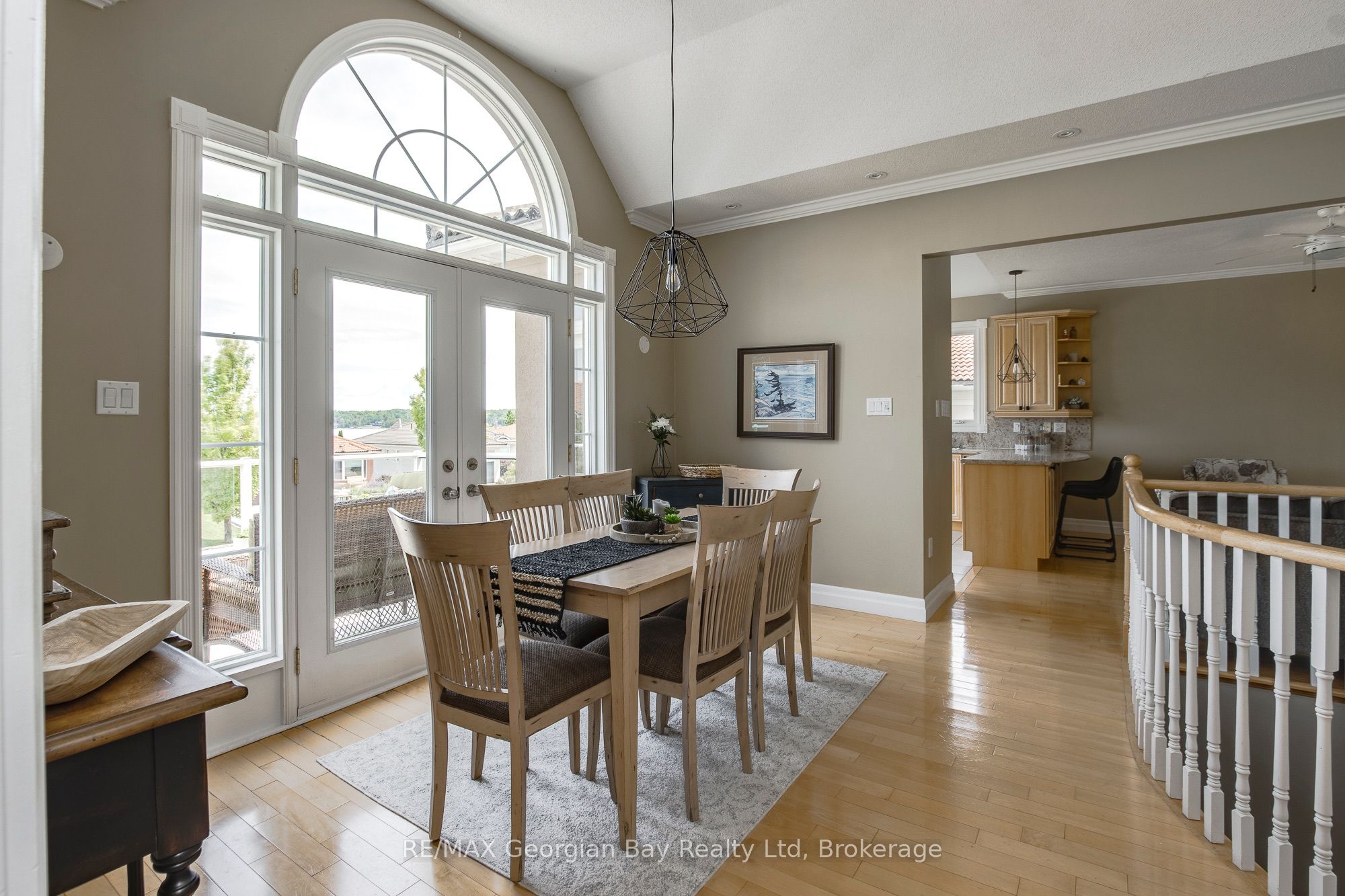 422 Aberdeen Boulevard Property Photo 16