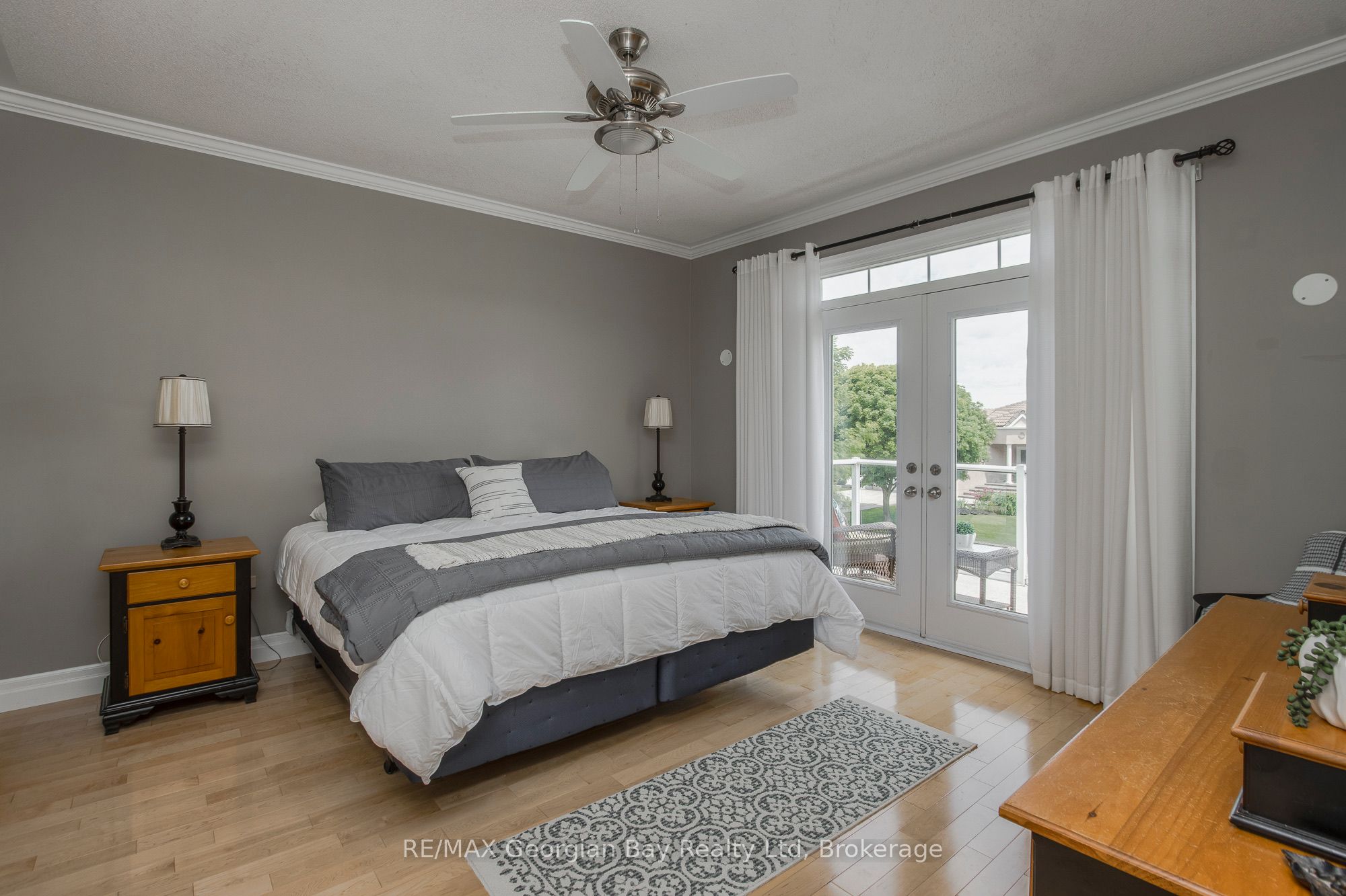 422 Aberdeen Boulevard Property Photo 19