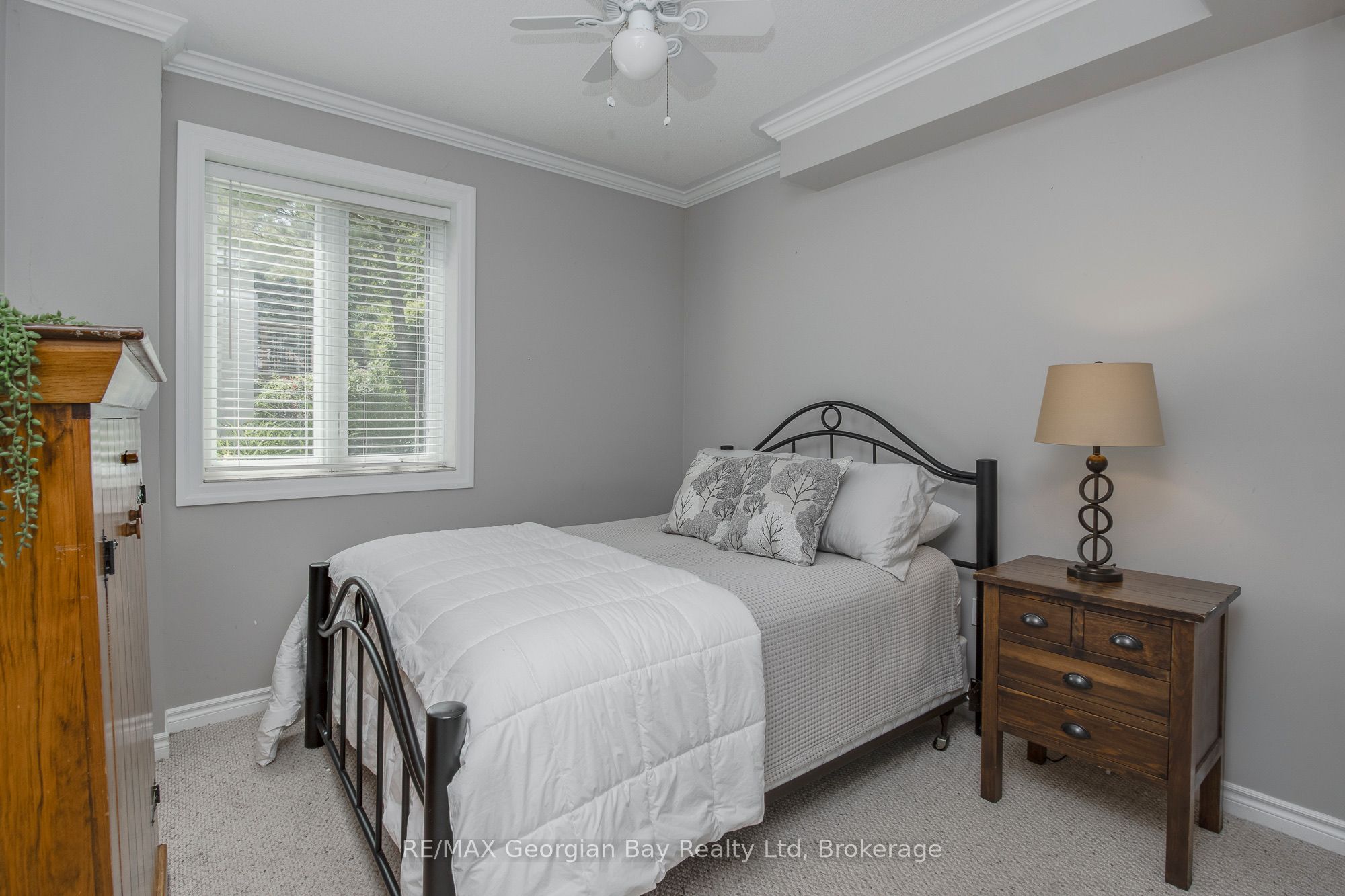 422 Aberdeen Boulevard Property Photo 30