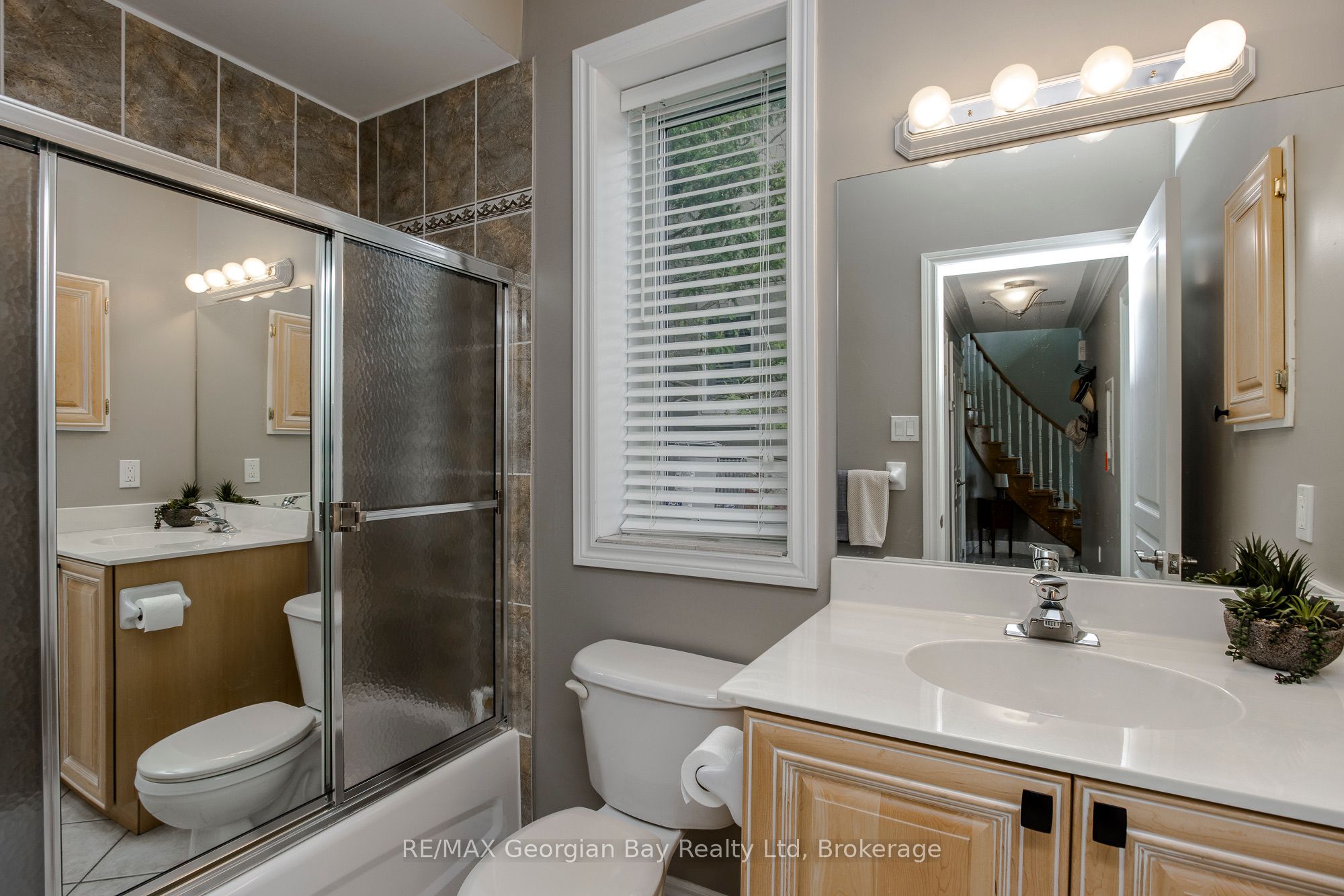 422 Aberdeen Boulevard Property Photo 31
