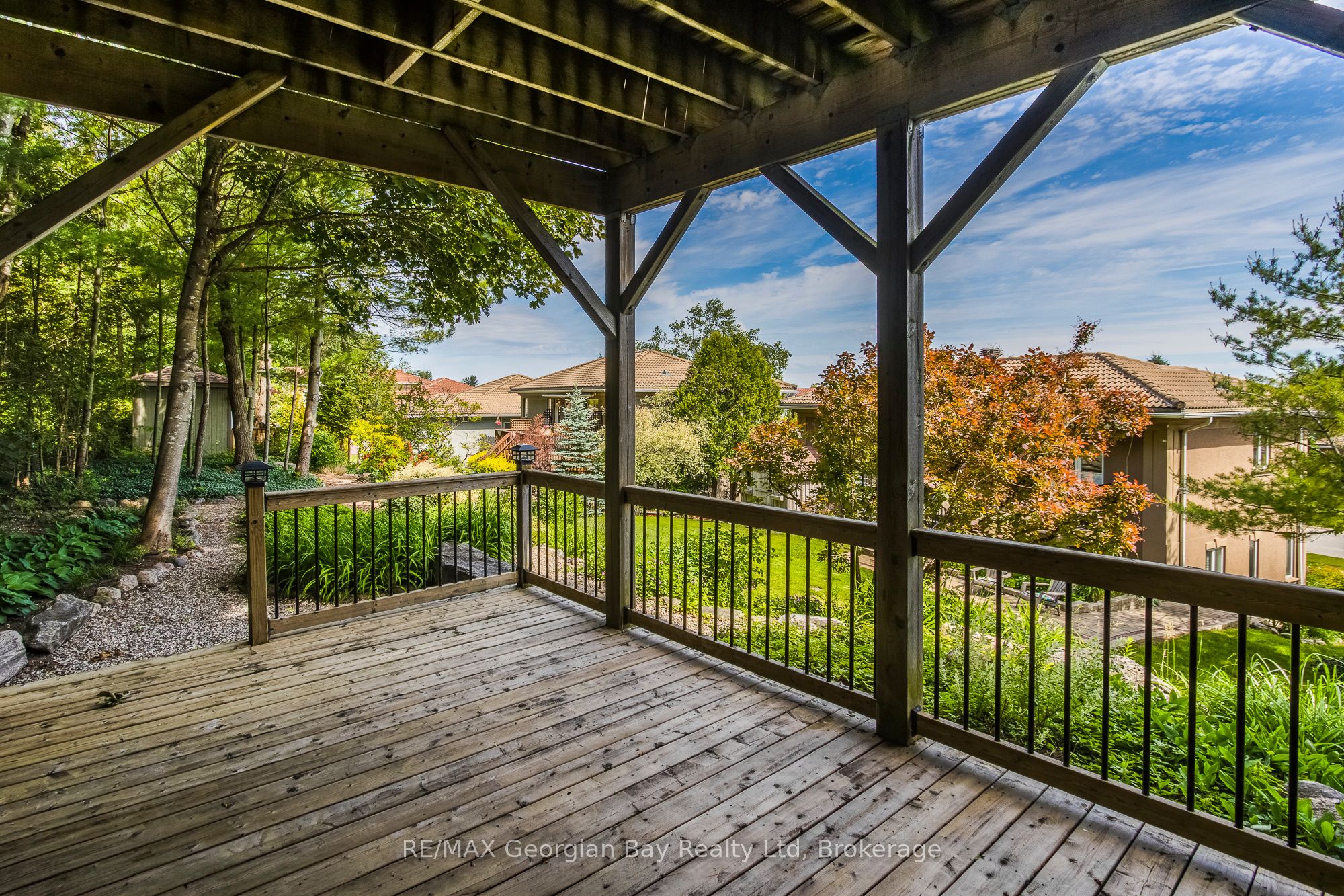 422 Aberdeen Boulevard Property Photo 40