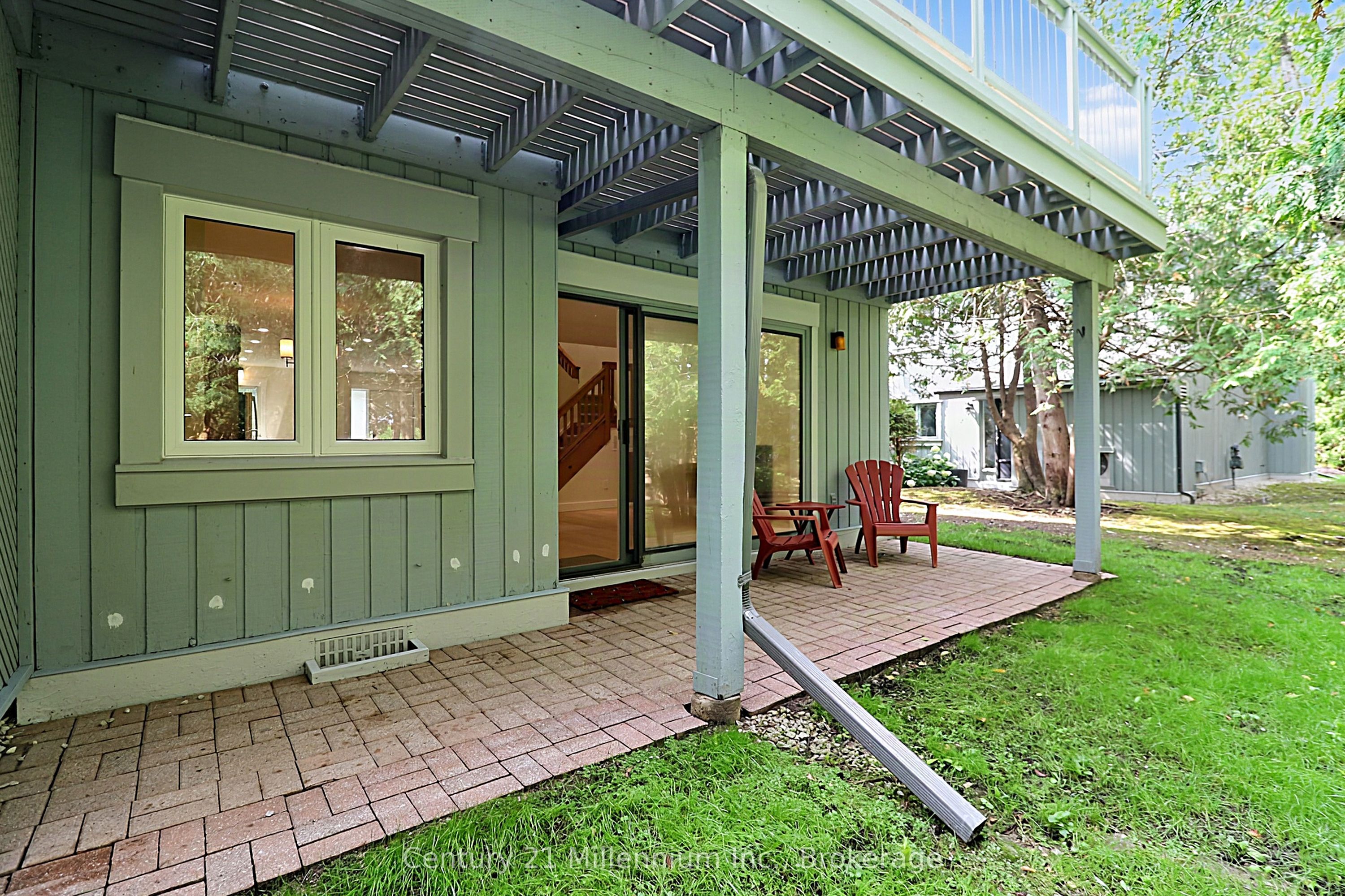 127 Fairway Crescent 28 Property Photo 19