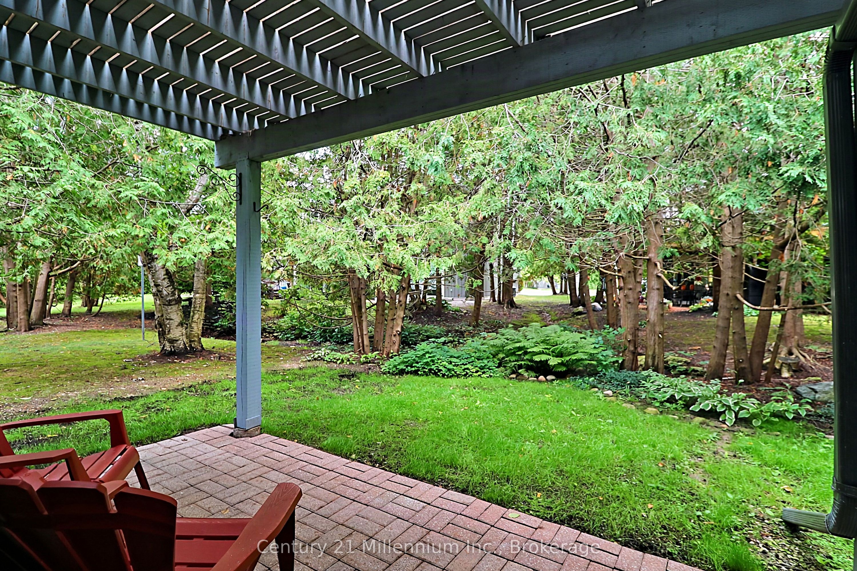 127 Fairway Crescent 28 Property Photo 20