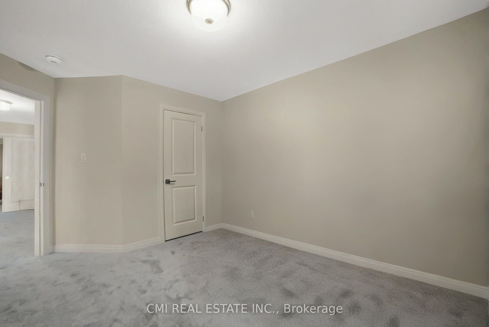 3742 Sunbank Crescent Property Photo 20